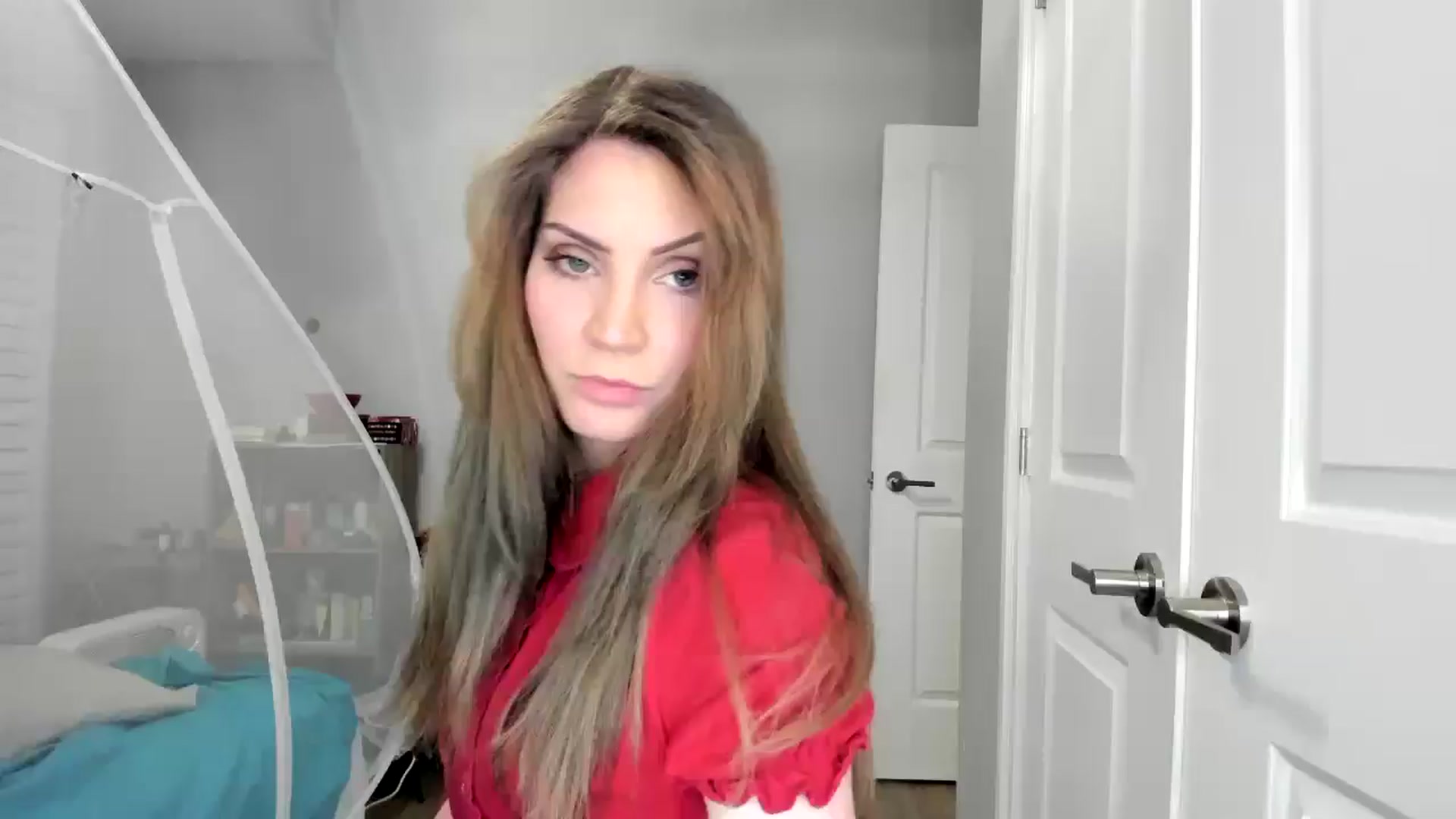 Gallery image thumbnail from Laurel's myfreecams stream on, 10/19/2025, 06:11 image 1 of 20