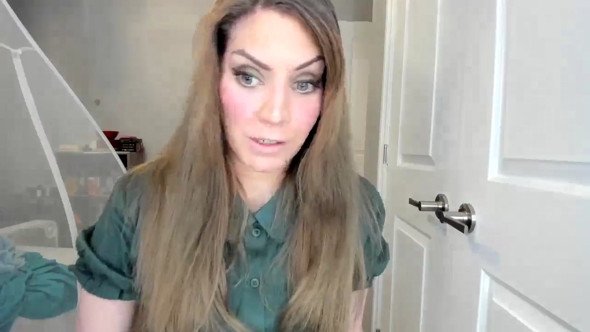 Gallery image thumbnail from Laurel's myfreecams stream on, 10/26/2025, 04:29 image 18 of 20
