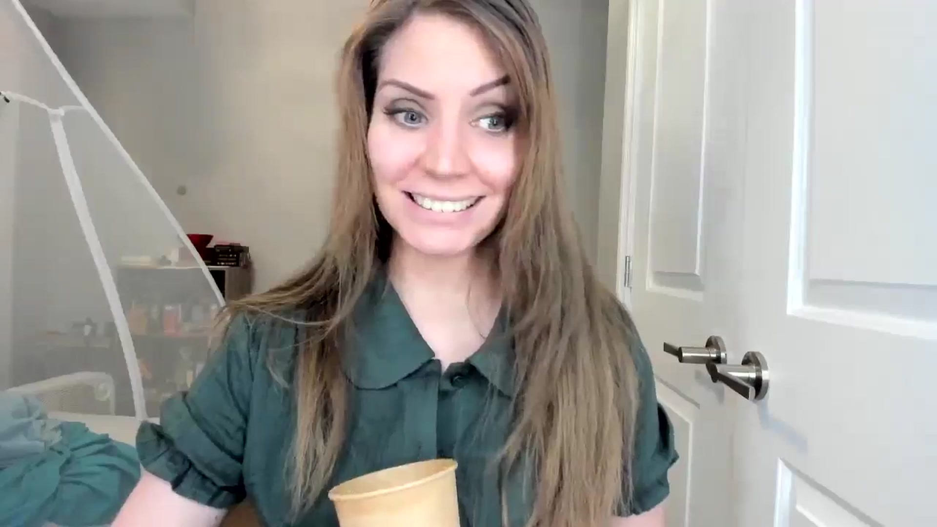 Gallery image thumbnail from Laurel's myfreecams stream on, 10/26/2025, 07:29 image 19 of 20
