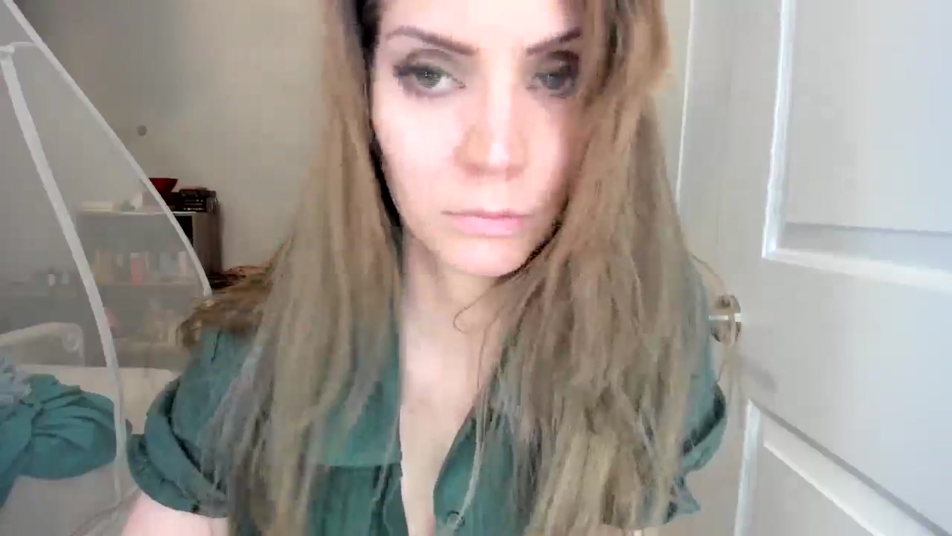 Gallery image thumbnail from Laurel's myfreecams stream on, 10/26/2025, 09:03 image 5 of 20