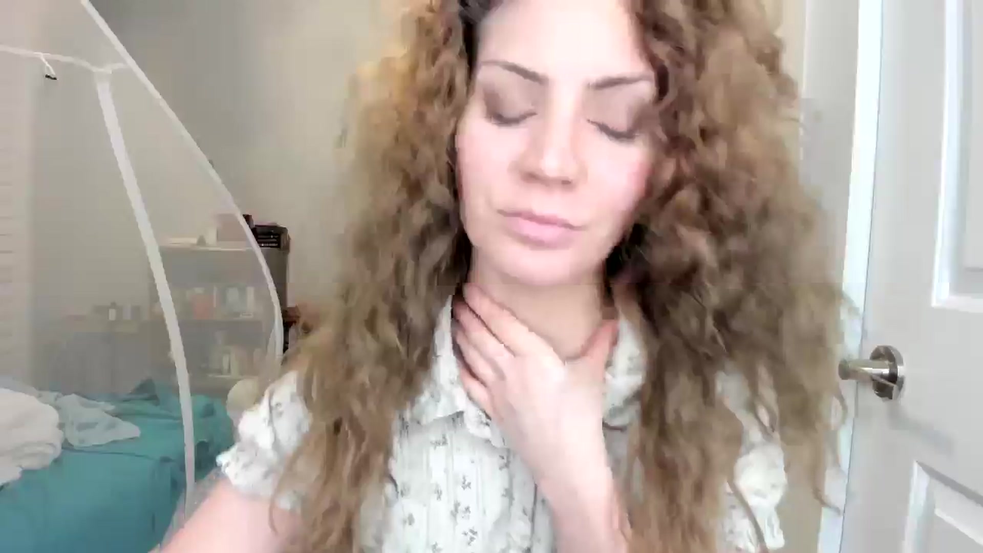 Gallery image thumbnail from Laurel's myfreecams stream on, 10/28/2025, 06:50 image 2 of 20