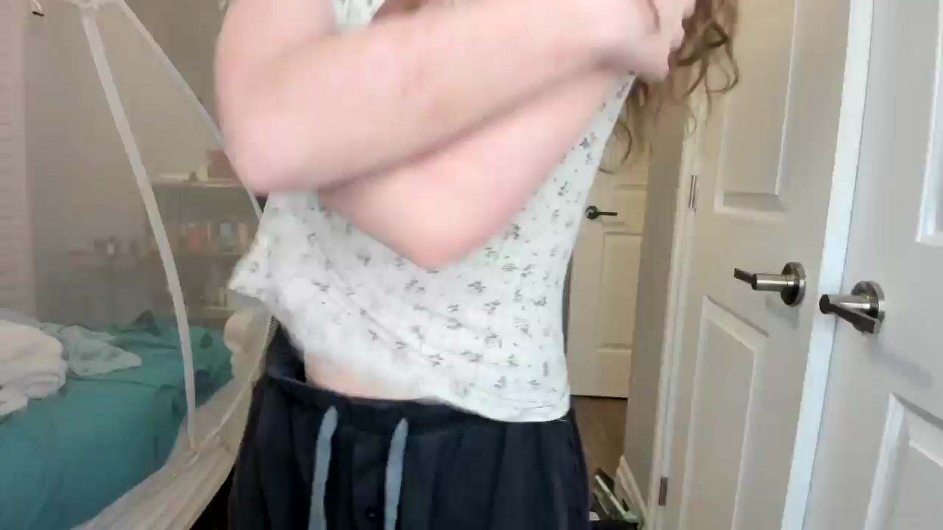 Gallery image thumbnail from Laurel's myfreecams stream on, 10/28/2025, 06:50 image 18 of 20