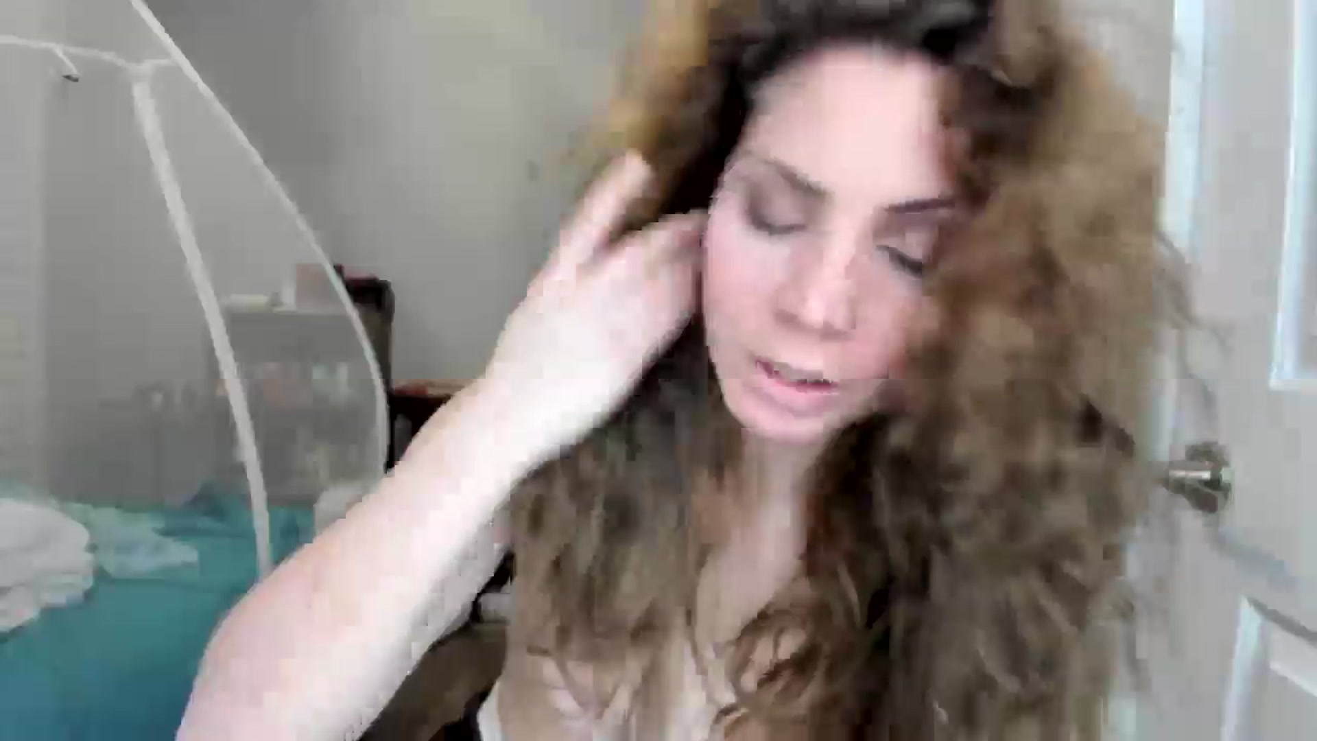 Gallery image thumbnail from Laurel's myfreecams stream on, 10/28/2025, 07:31 image 12 of 20