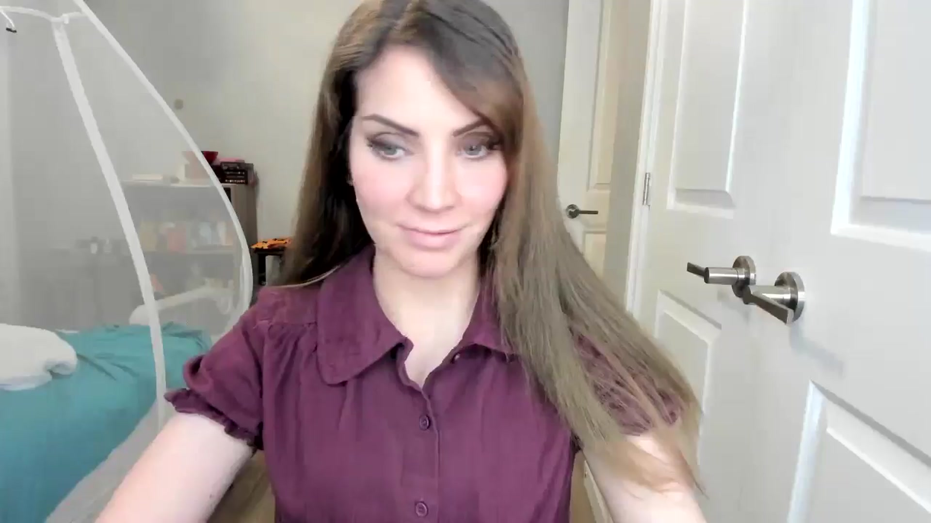 Gallery image thumbnail from Laurel's myfreecams stream on, 11/03/2025, 05:47 image 3 of 20