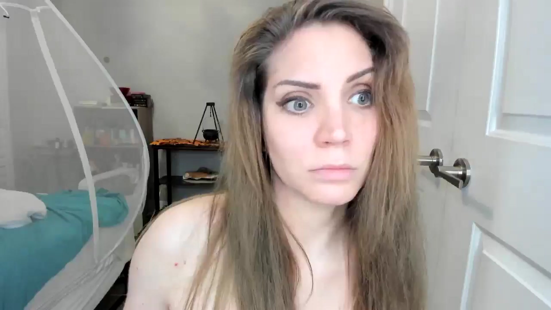 Gallery image thumbnail from Laurel's myfreecams stream on, 11/03/2025, 08:11 image 16 of 20