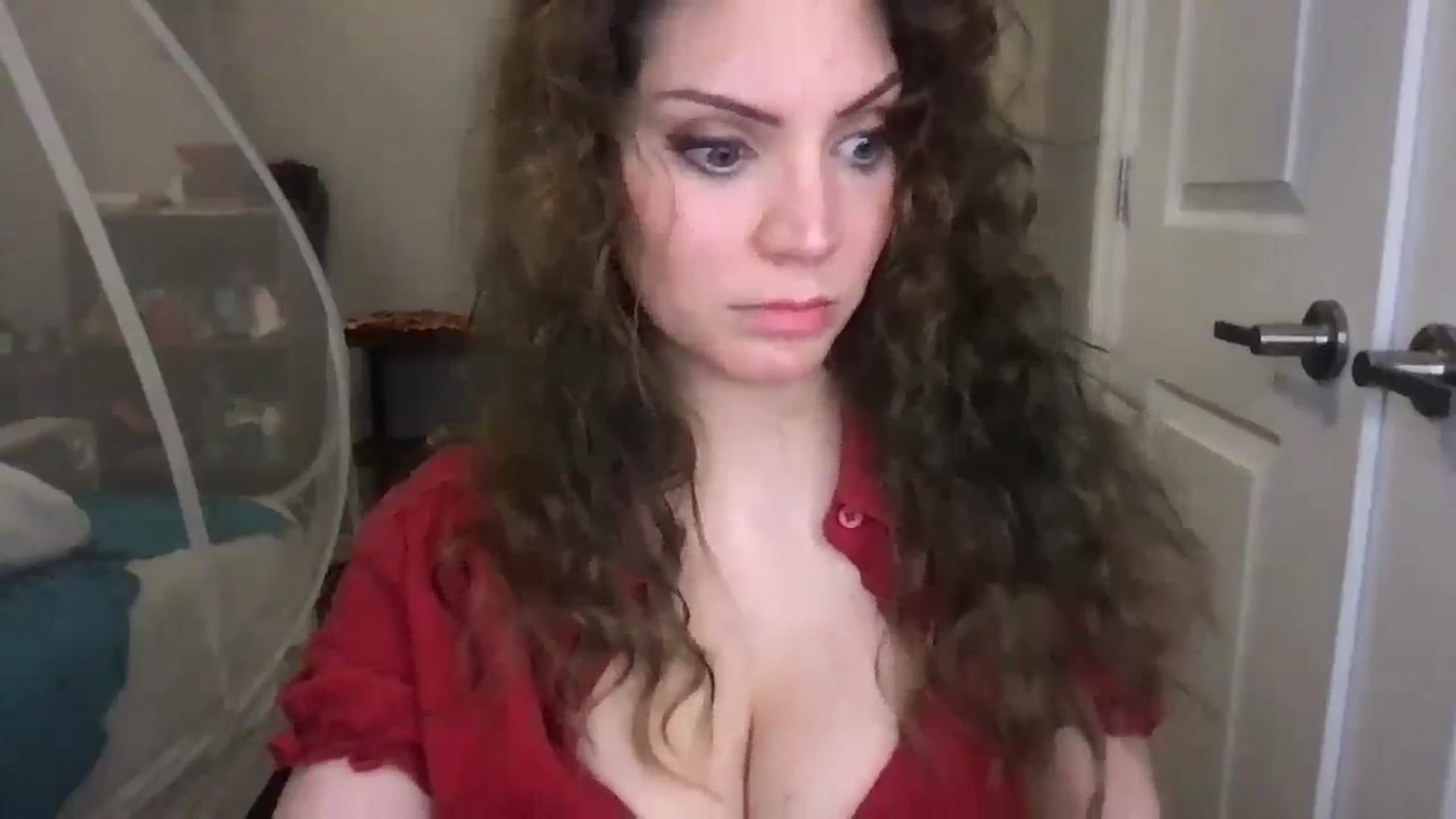 Gallery image thumbnail from Laurel's myfreecams stream on, 11/14/2025, 08:46 image 4 of 20