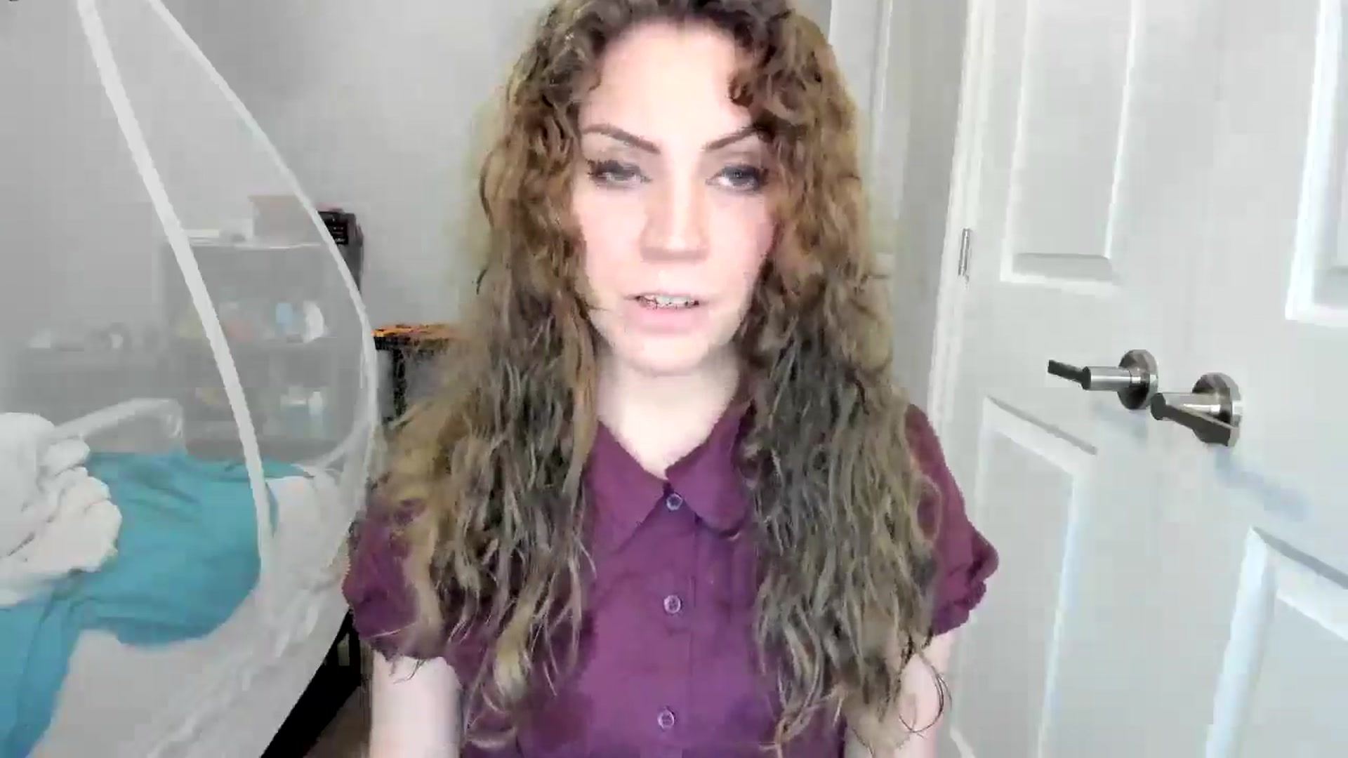 Gallery image thumbnail from Laurel's myfreecams stream on, 11/15/2025, 08:14 image 7 of 20