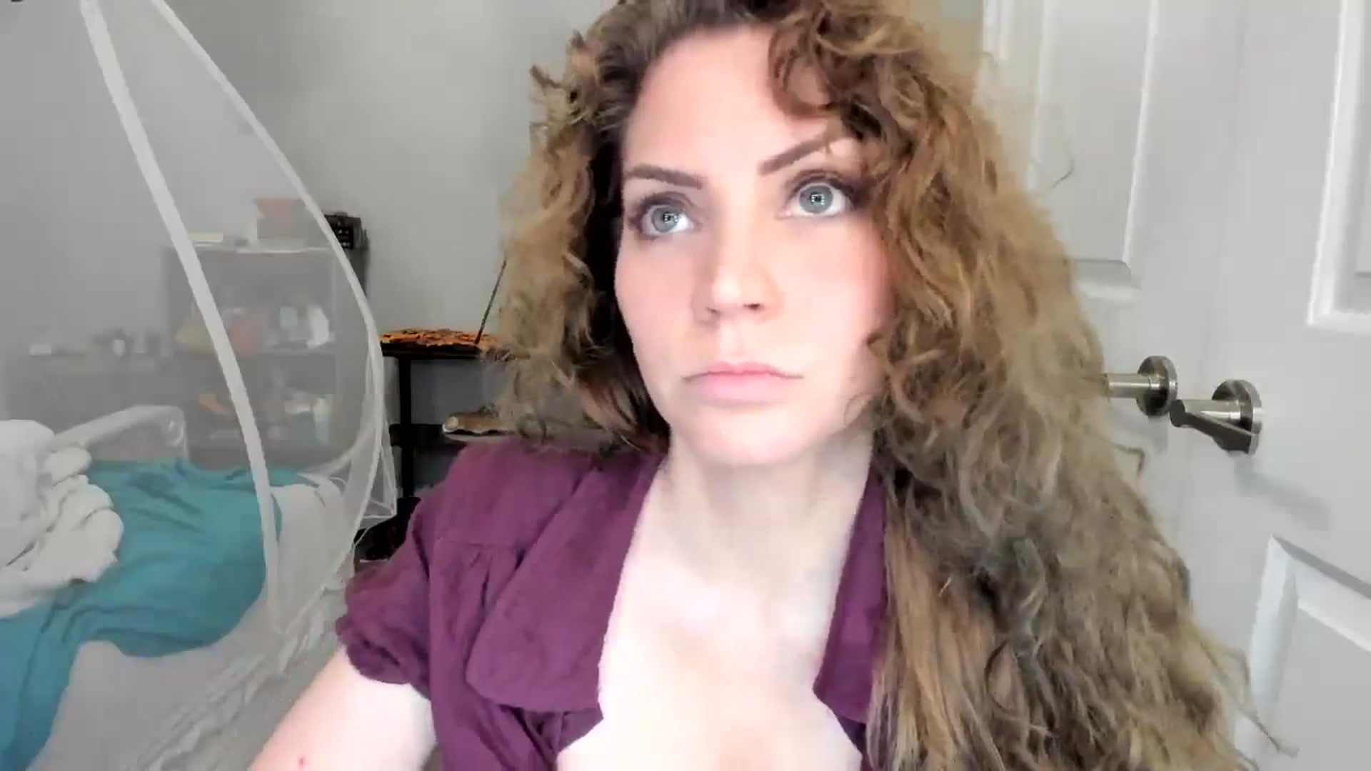 Gallery image thumbnail from Laurel's myfreecams stream on, 11/15/2025, 08:14 image 13 of 20