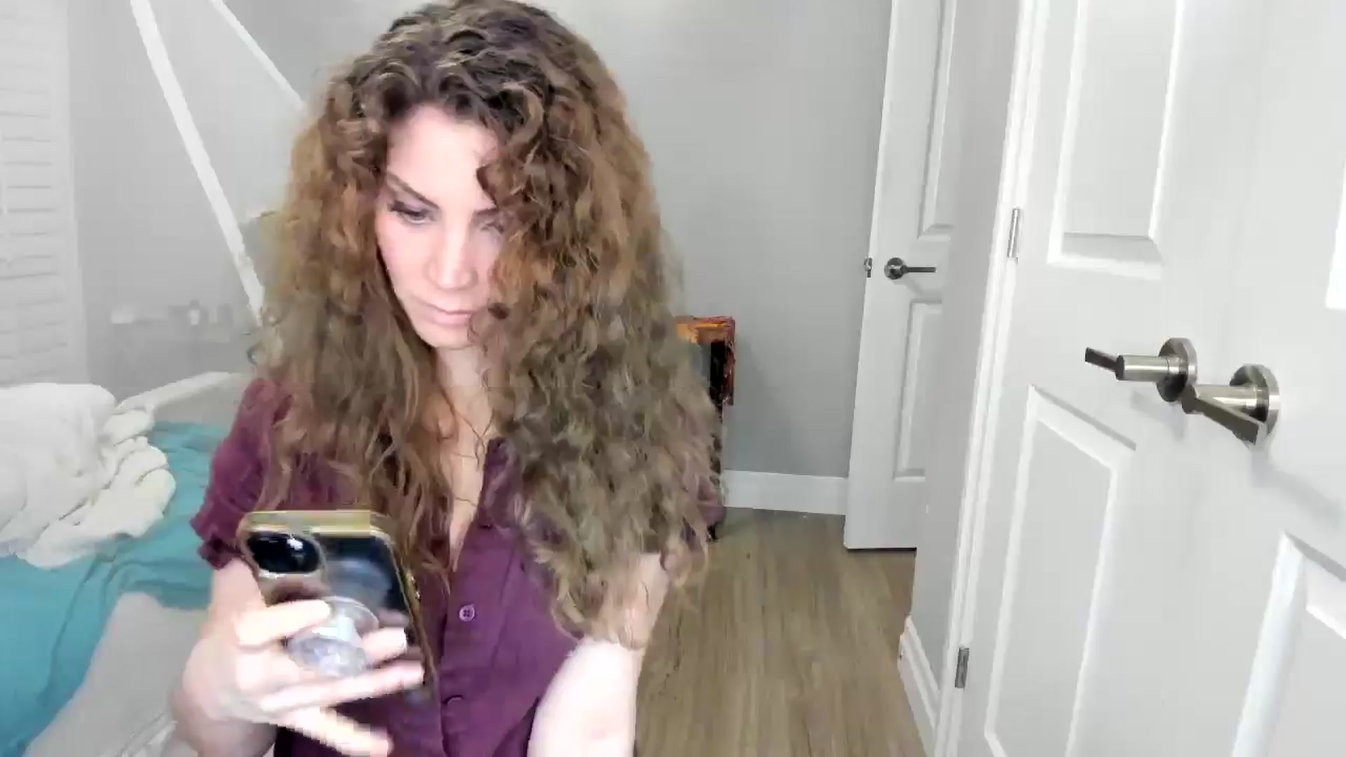 Gallery image thumbnail from Laurel's myfreecams stream on, 11/15/2025, 08:49 image 13 of 20