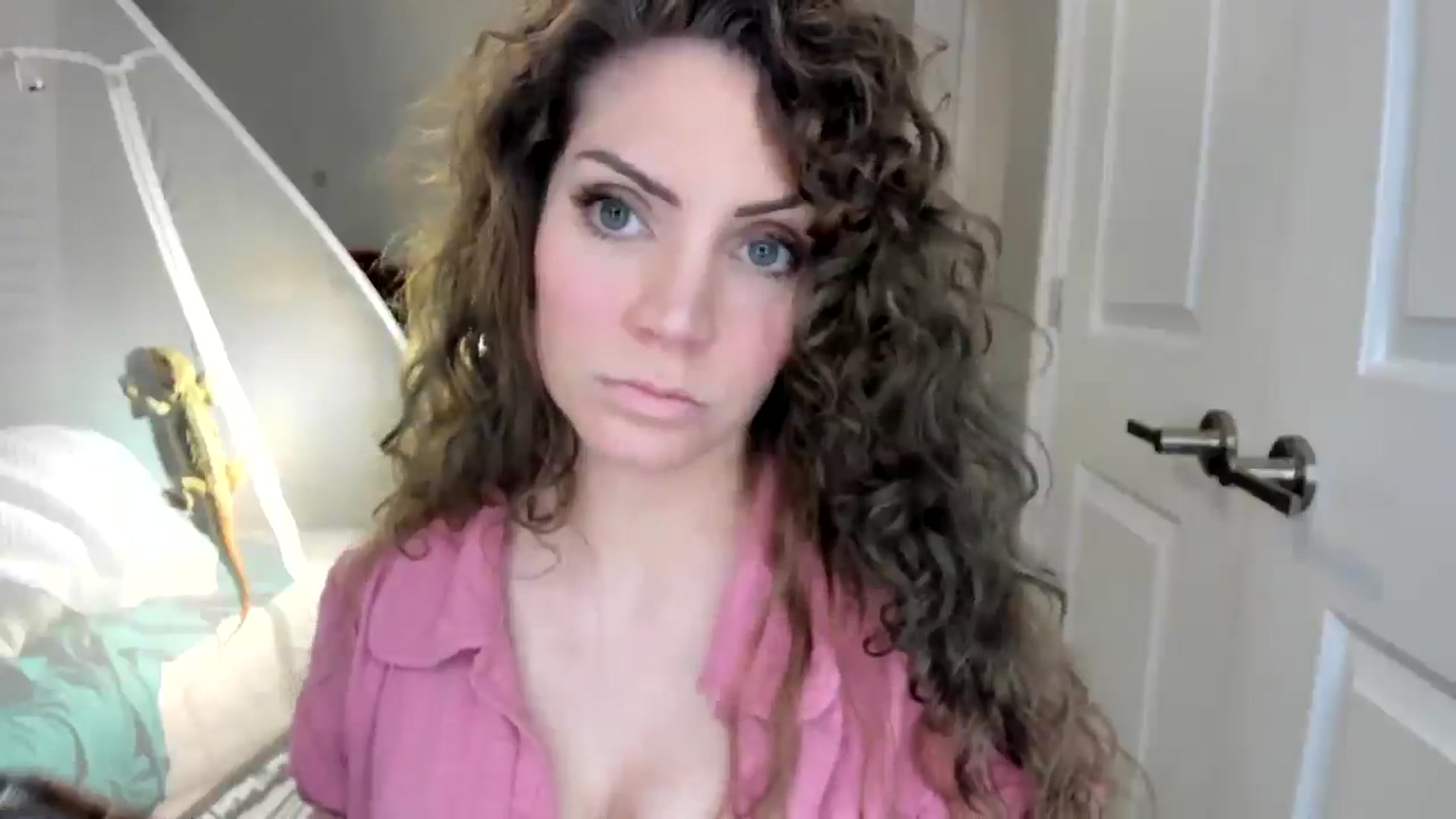 Gallery image thumbnail from Laurel's myfreecams stream on, 11/17/2025, 06:12 image 13 of 20