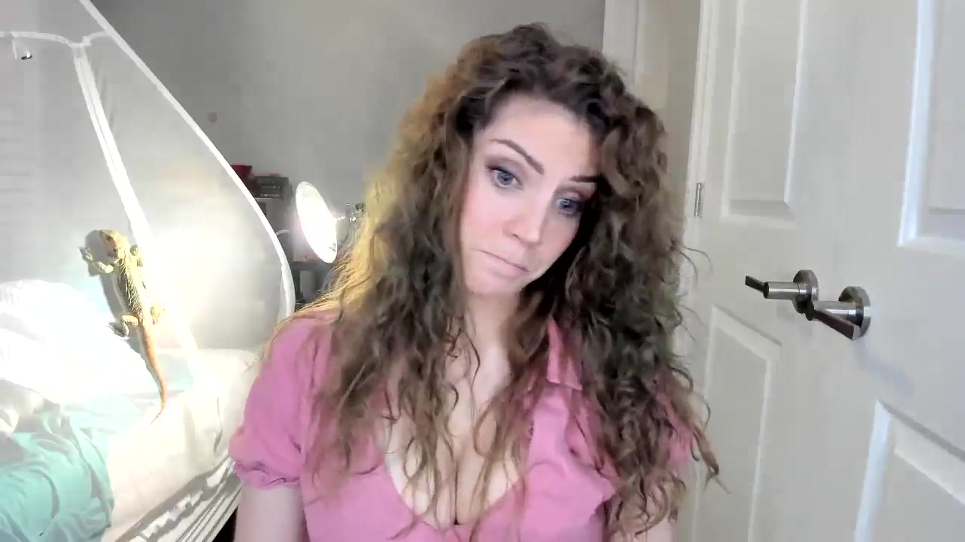 Gallery image thumbnail from Laurel's myfreecams stream on, 11/17/2025, 06:12 image 16 of 20