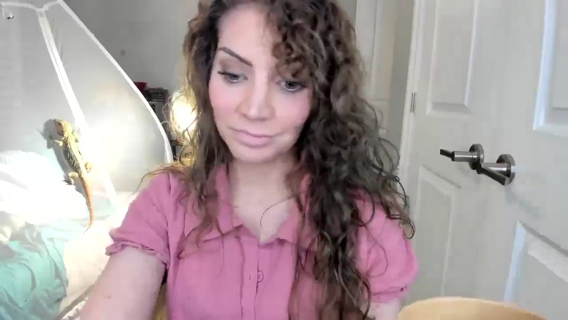 Gallery image thumbnail from Laurel's myfreecams stream on, 11/17/2025, 06:12 image 6 of 20