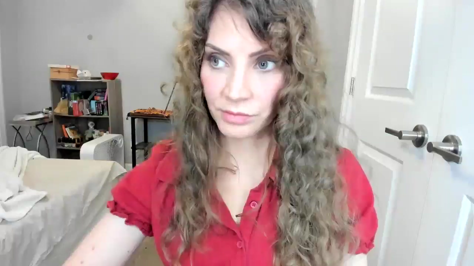 Gallery image thumbnail from Laurel's myfreecams stream on, 11/27/2025, 05:50 image 5 of 20