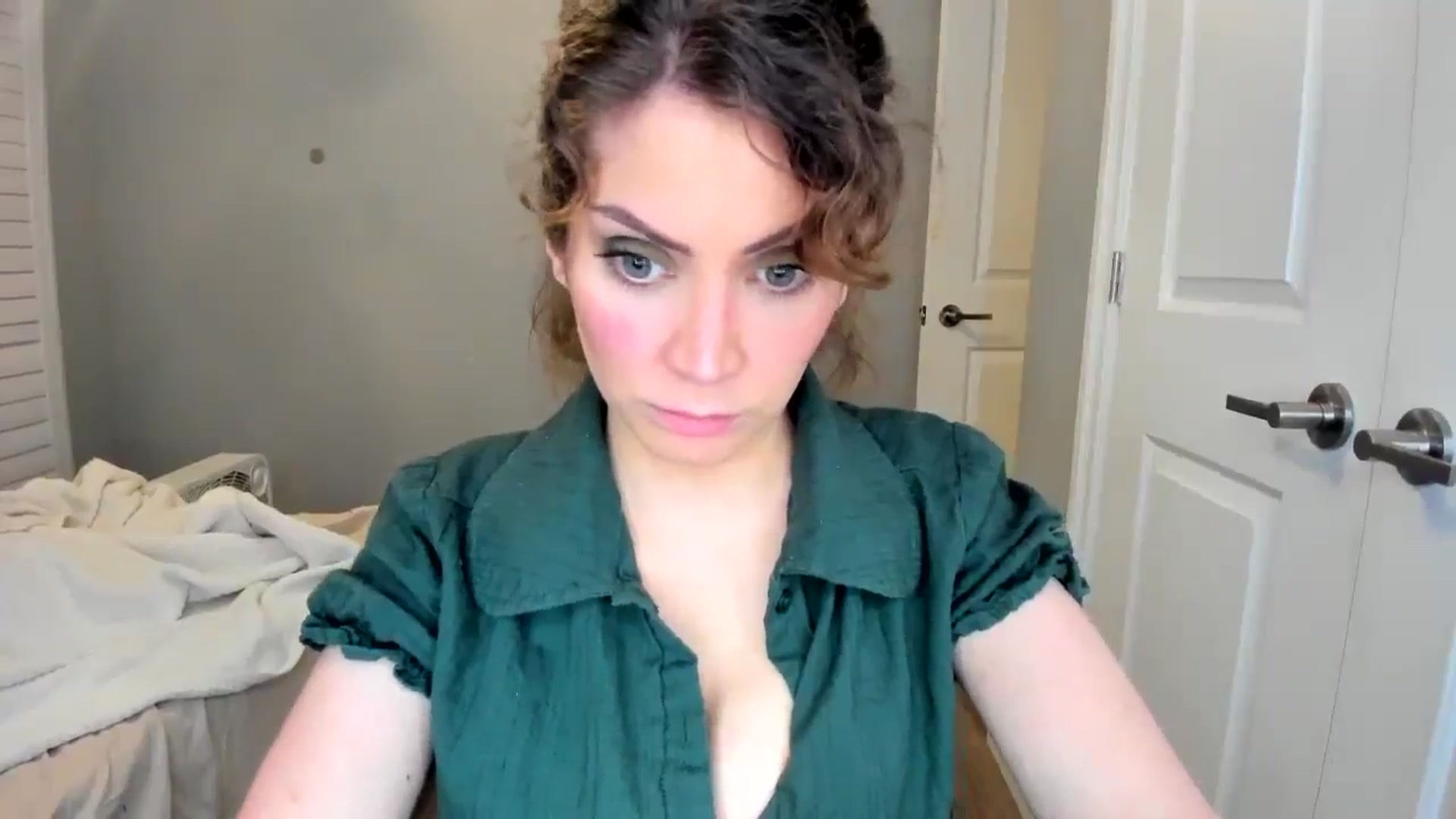 Gallery image thumbnail from Laurel's myfreecams stream on, 12/20/2025, 06:11 image 9 of 20
