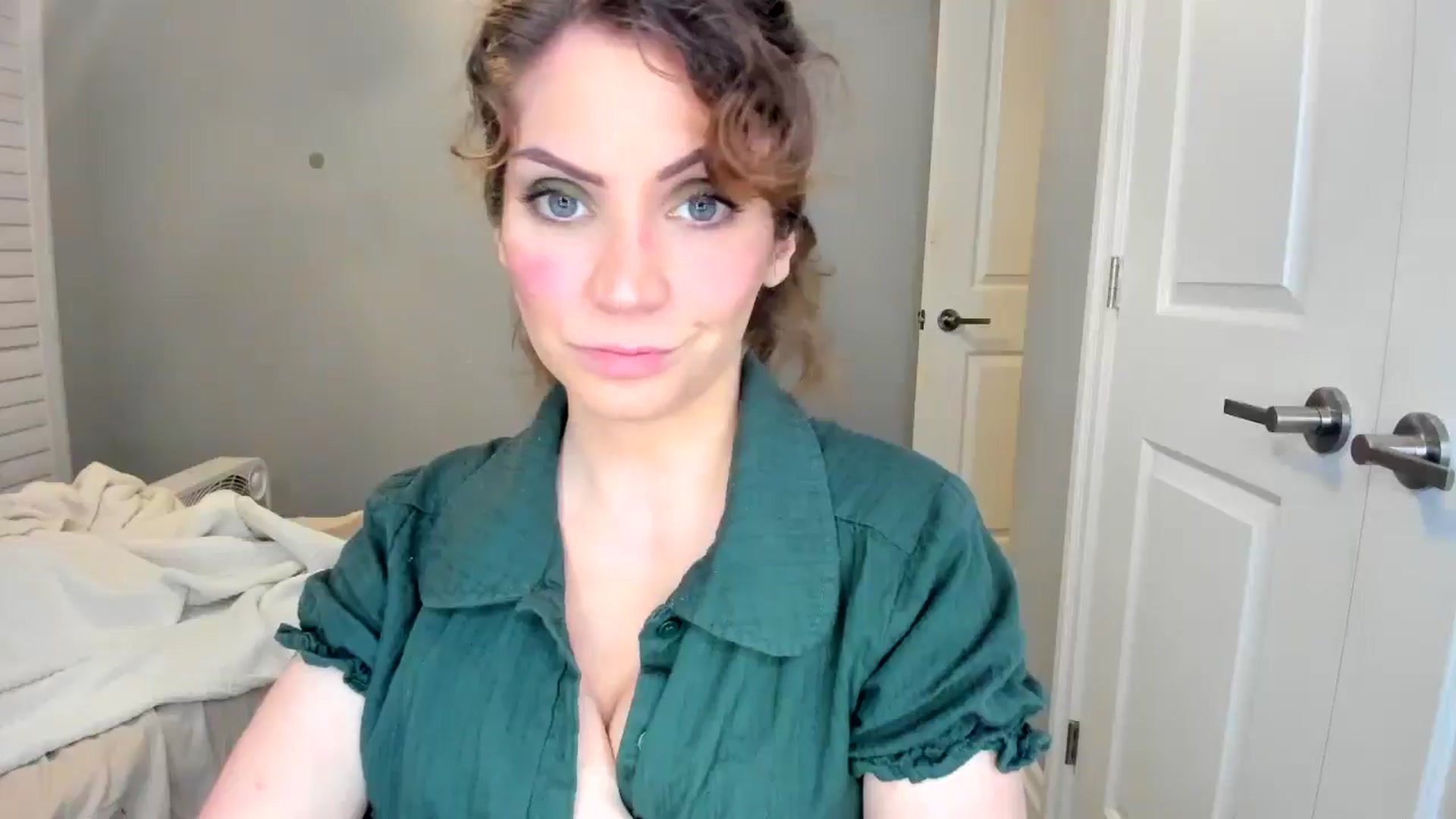Gallery image thumbnail from Laurel's myfreecams stream on, 12/20/2025, 06:11 image 11 of 20