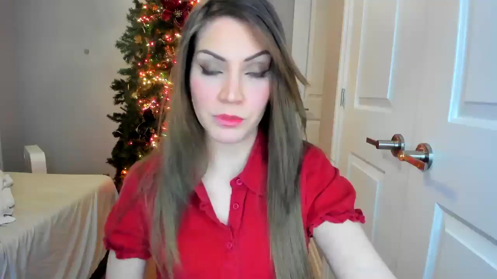 Gallery image thumbnail from Laurel's myfreecams stream on, 12/25/2025, 05:47 image 10 of 20
