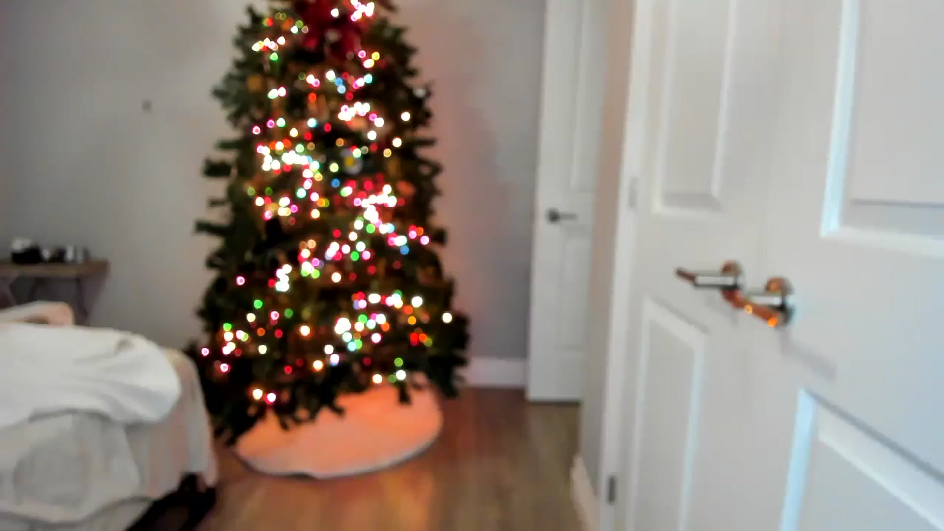 Gallery image thumbnail from Laurel's myfreecams stream on, 12/27/2025, 07:23 image 10 of 20