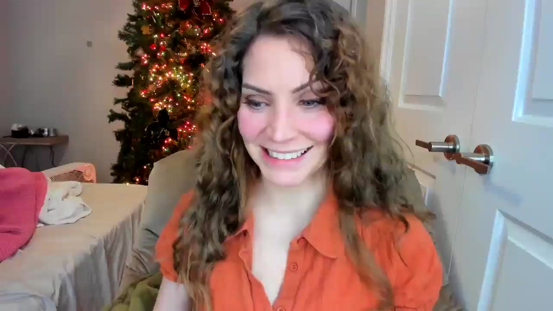 Gallery image thumbnail from Laurel's myfreecams stream on, 01/04/2026, 06:42 image 12 of 20