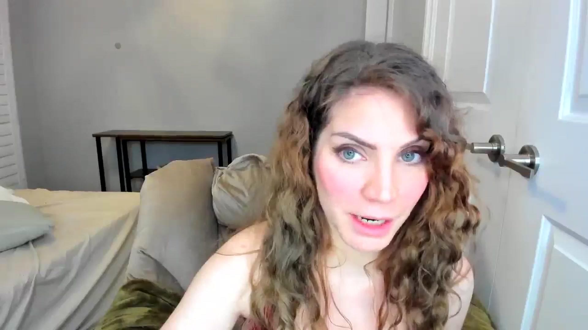 Gallery image thumbnail from Laurel's myfreecams stream on, 01/18/2026, 23:08 image 20 of 20
