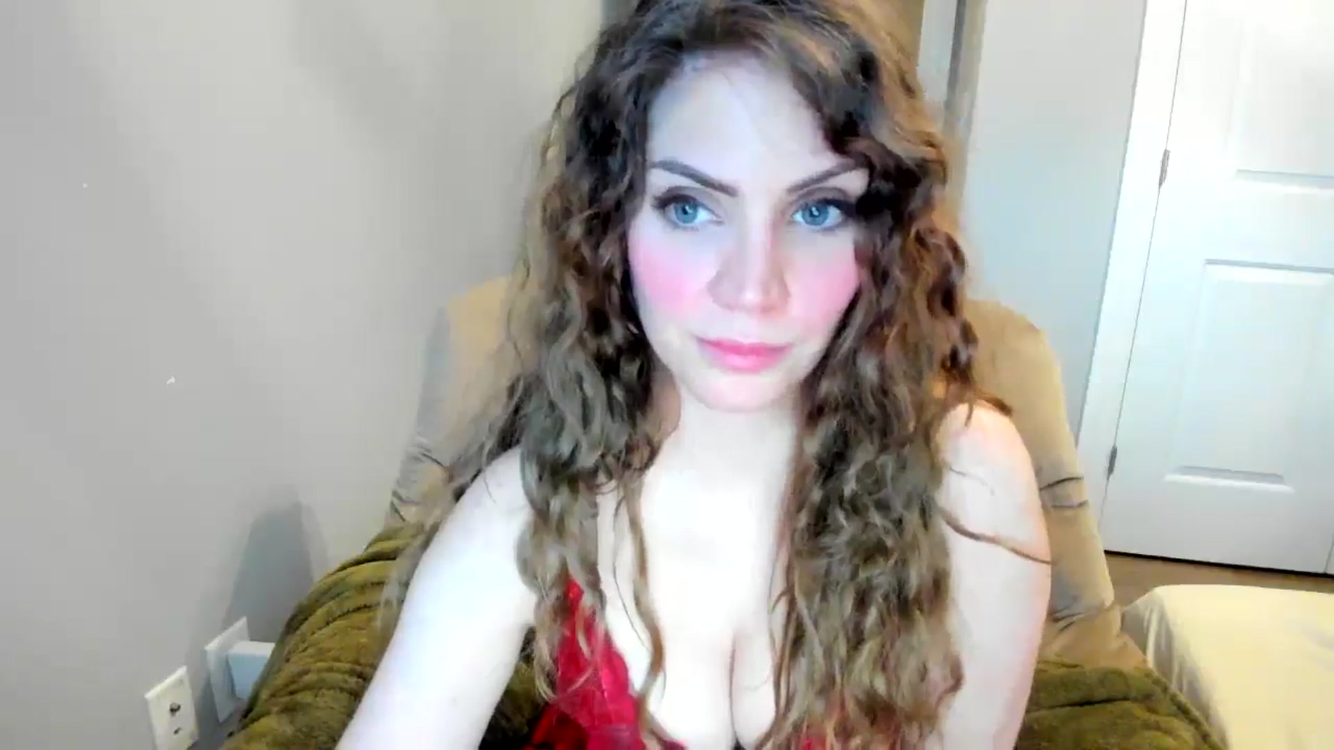 Gallery image thumbnail from Laurel's myfreecams stream on, 01/18/2026, 23:08 image 12 of 20