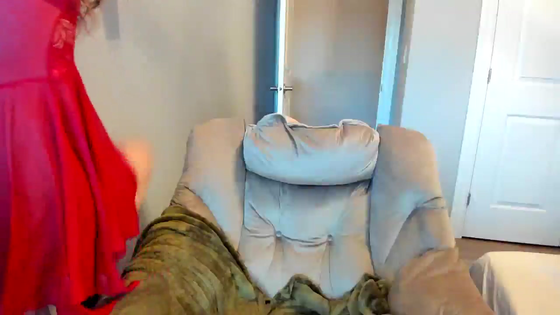 Gallery image thumbnail from Laurel's myfreecams stream on, 01/18/2026, 23:08 image 10 of 20