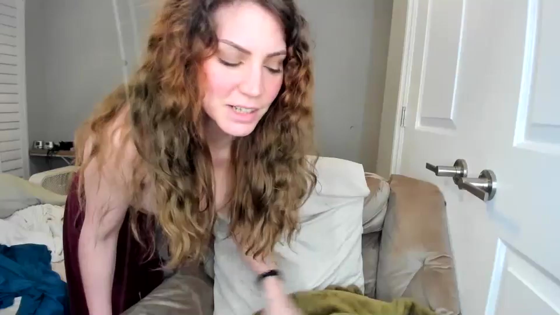 Gallery image thumbnail from Laurel's myfreecams stream on, 01/24/2026, 05:02 image 12 of 20