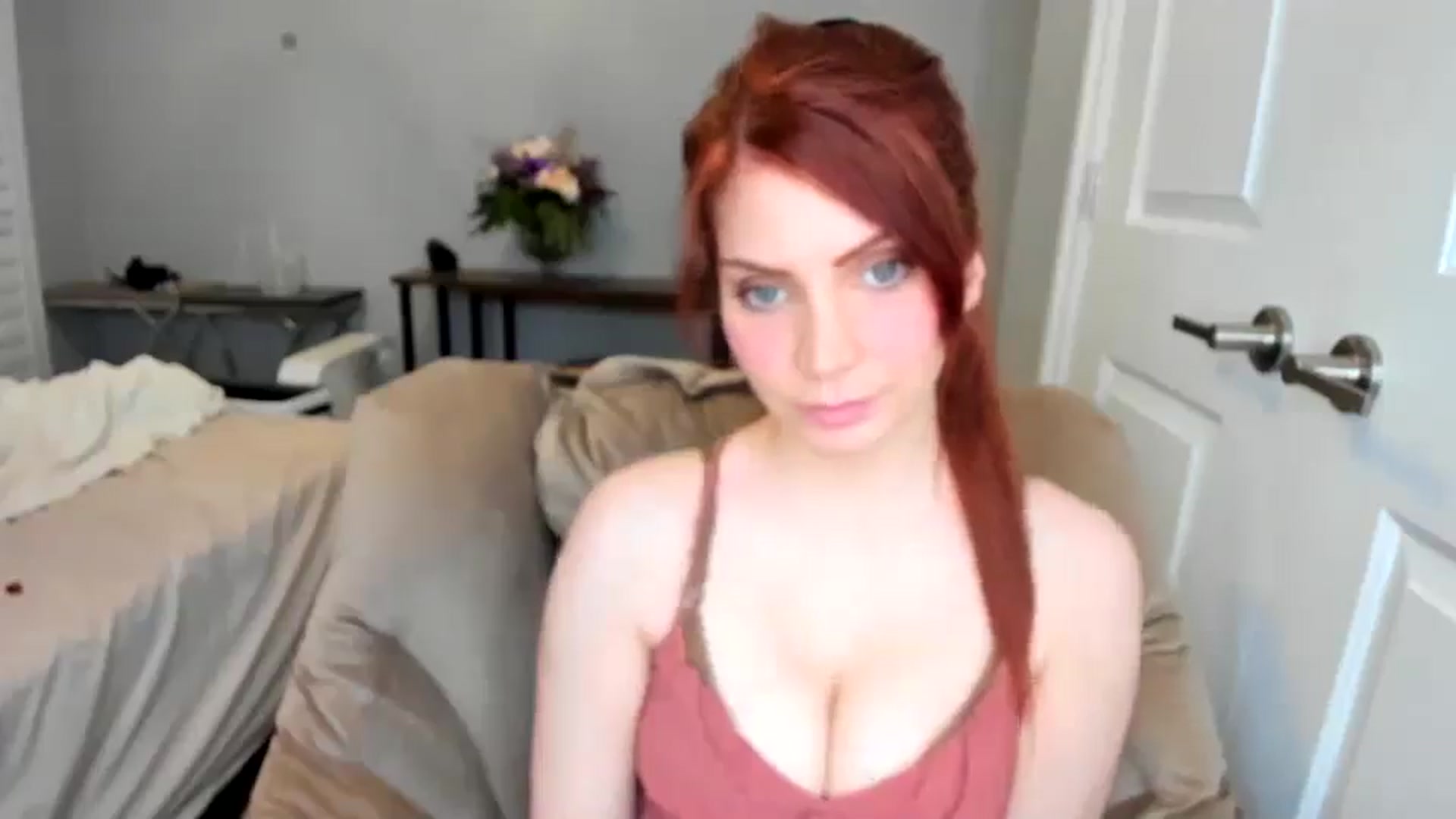Gallery image thumbnail from Laurel's myfreecams stream on, 02/18/2026, 06:21 image 19 of 20