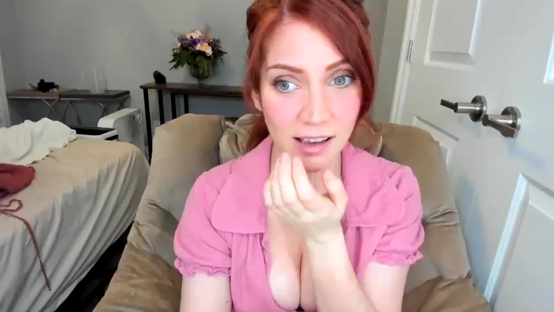 Gallery image thumbnail from Laurel's myfreecams stream on, 02/18/2026, 07:20 image 15 of 20