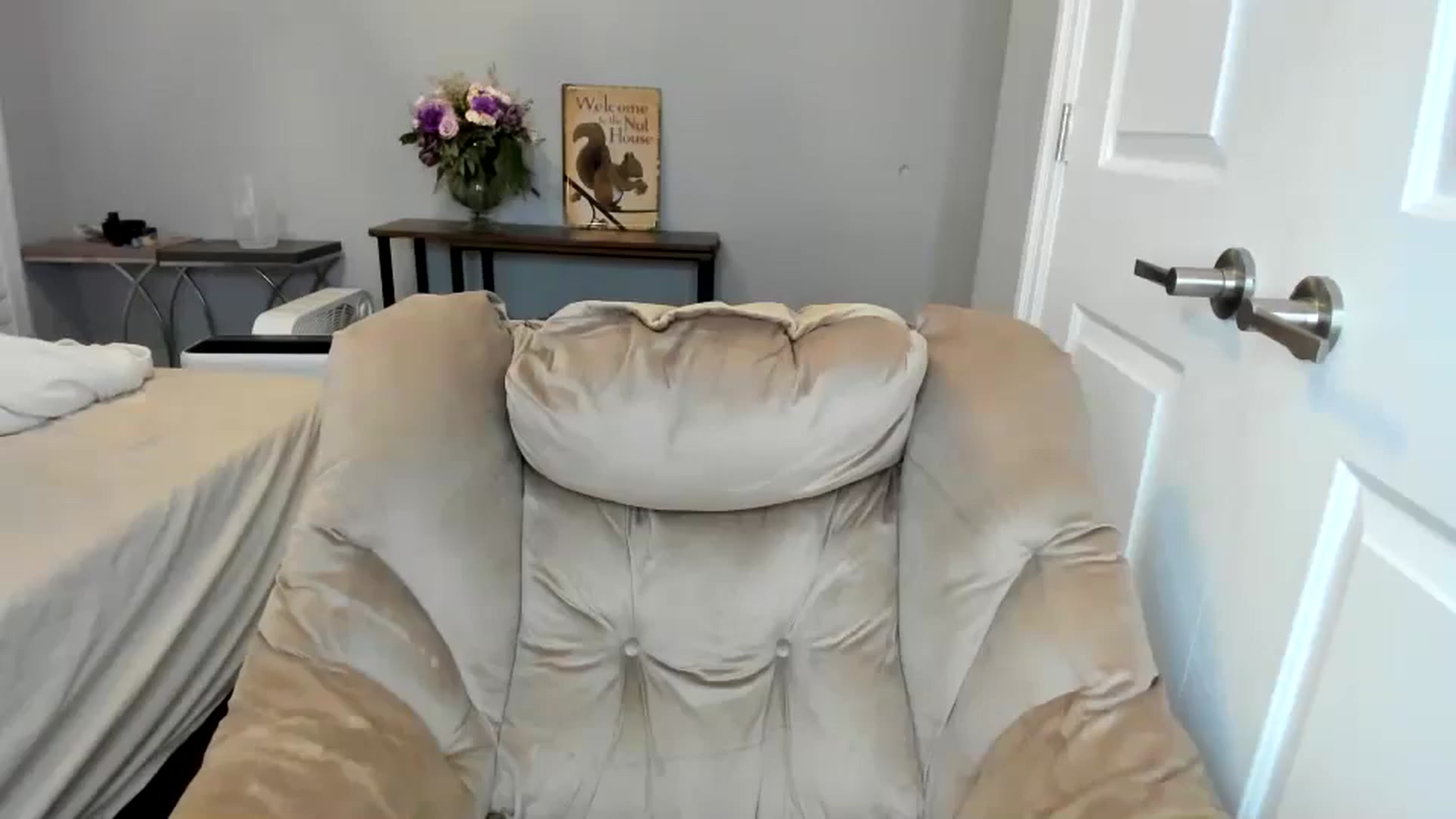 Gallery image thumbnail from Laurel's myfreecams stream on, 02/19/2026, 05:57 image 16 of 20