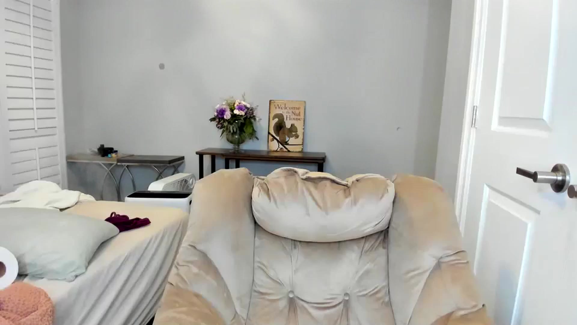 Gallery image thumbnail from Laurel's myfreecams stream on, 02/20/2026, 06:29 image 17 of 20