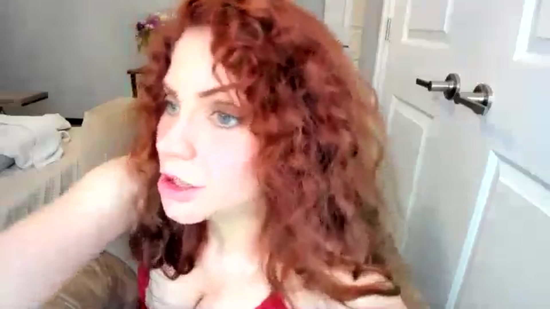 Gallery image thumbnail from Laurel's myfreecams stream on, 03/01/2026, 04:44 image 16 of 20