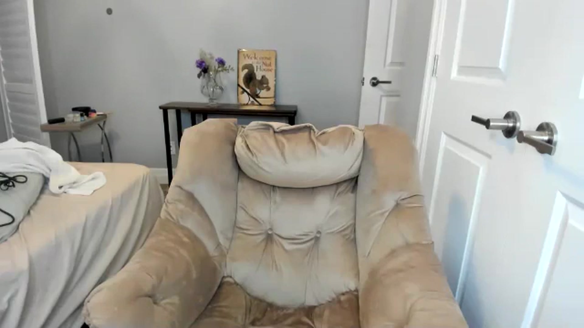 Gallery image thumbnail from Laurel's myfreecams stream on, 03/07/2026, 06:46 image 2 of 20