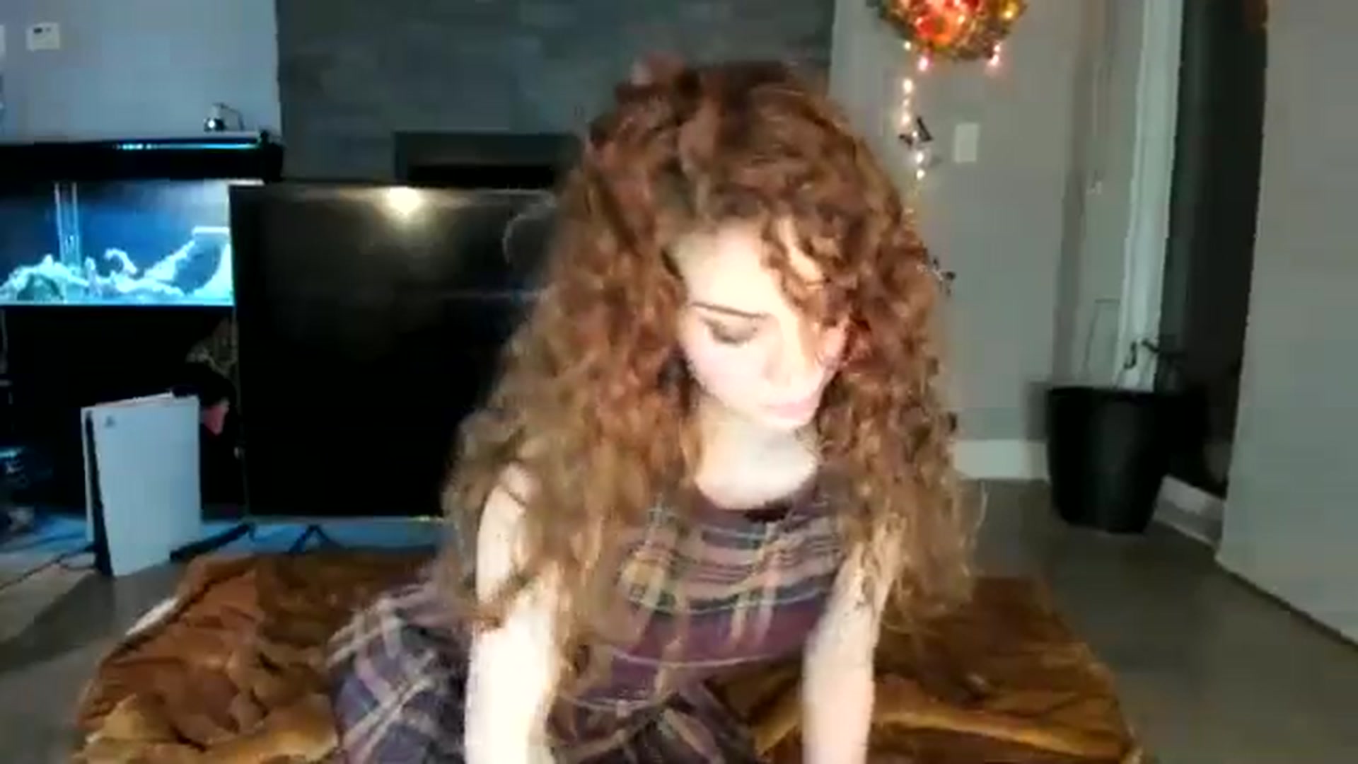 Gallery image thumbnail from Laurel's myfreecams stream on, 03/28/2026, 03:42 image 18 of 20