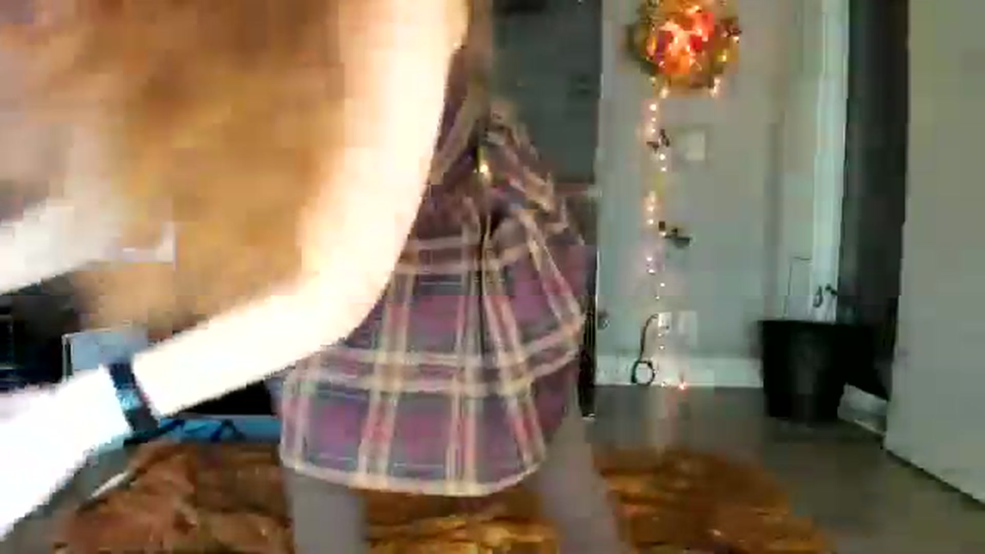 Gallery image thumbnail from Laurel's myfreecams stream on, 03/28/2026, 03:42 image 12 of 20