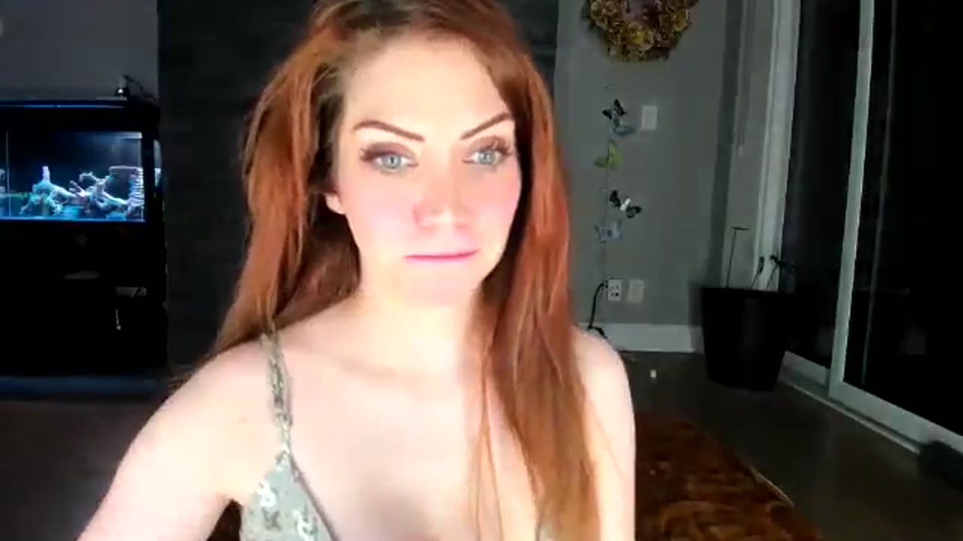 Gallery image thumbnail from Laurel's myfreecams stream on, 04/13/2026, 03:22 image 19 of 20
