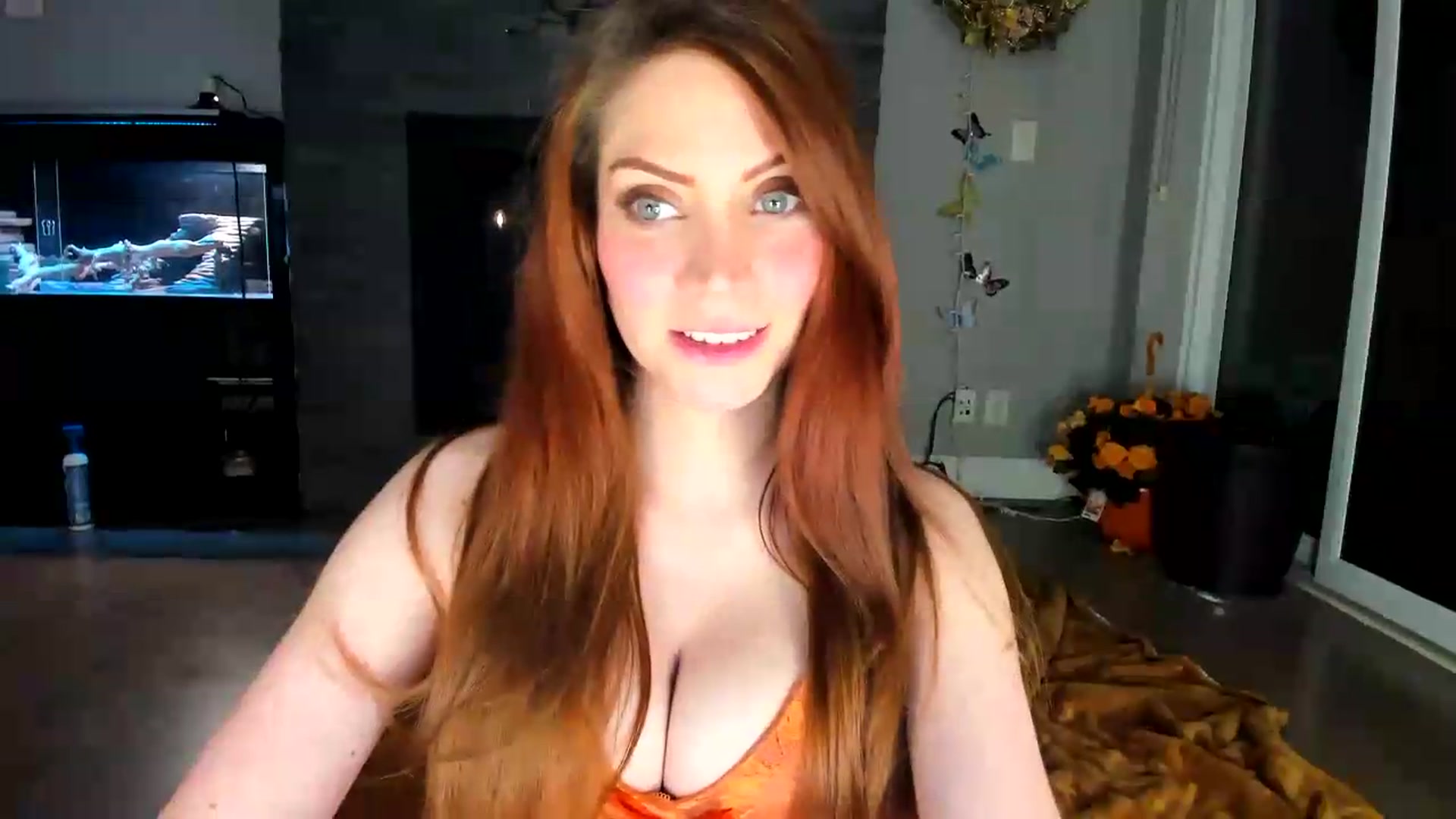 Gallery image thumbnail from Laurel's myfreecams stream on, 05/13/2026, 04:58 image 3 of 20