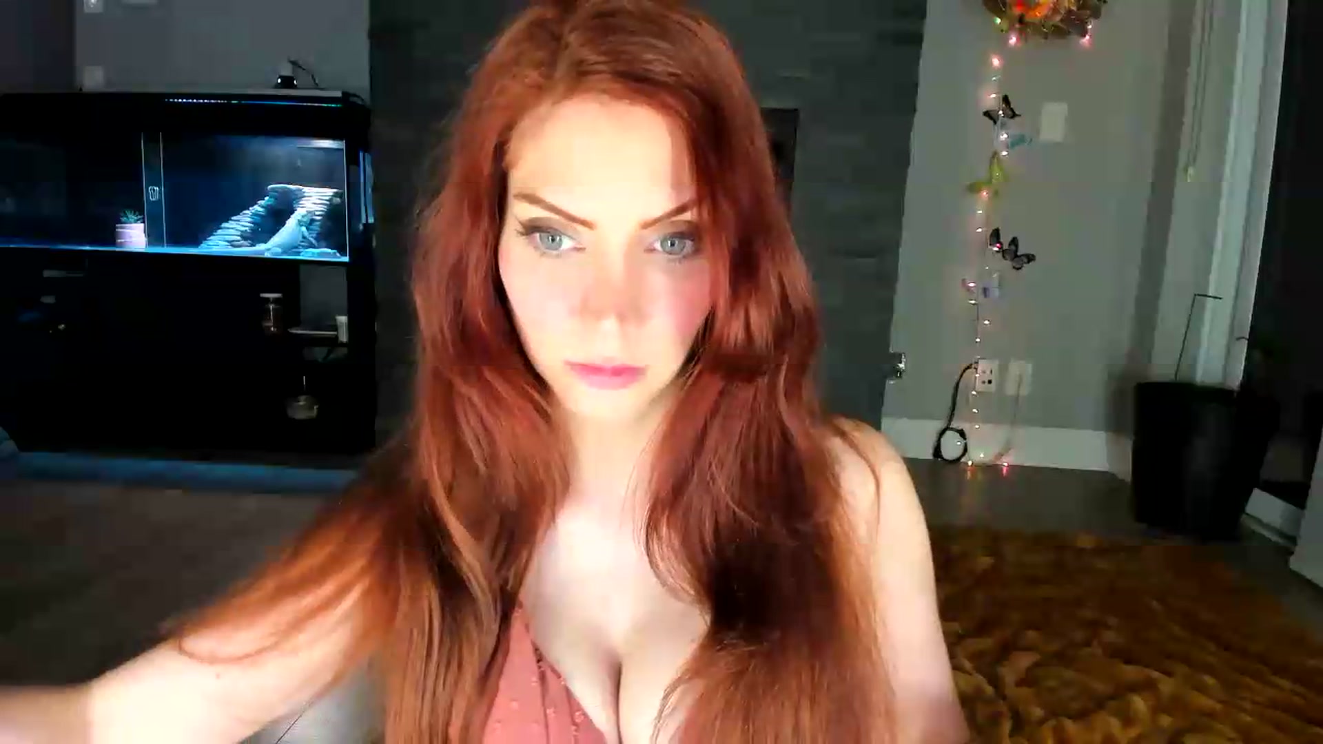 Gallery image thumbnail from Laurel's myfreecams stream on, 05/27/2026, 06:05 image 7 of 20