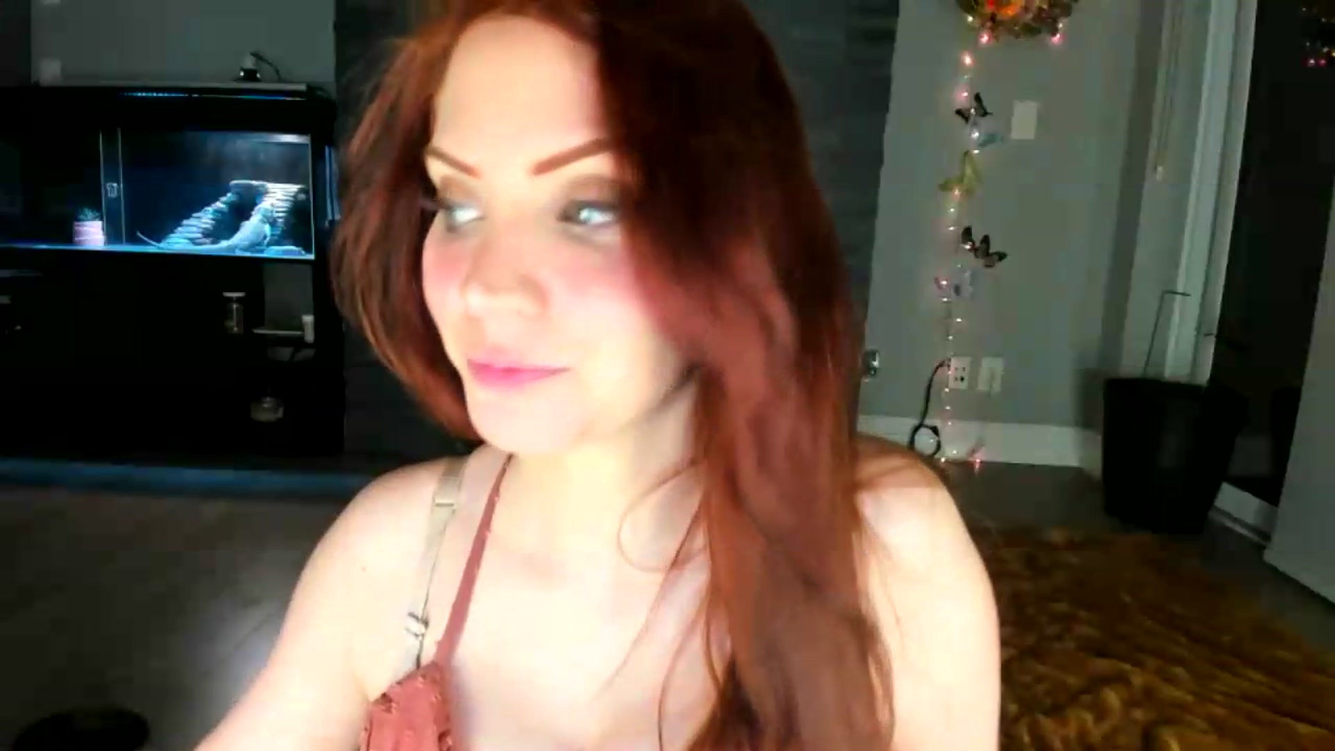 Gallery image thumbnail from Laurel's myfreecams stream on, 05/27/2026, 06:05 image 8 of 20