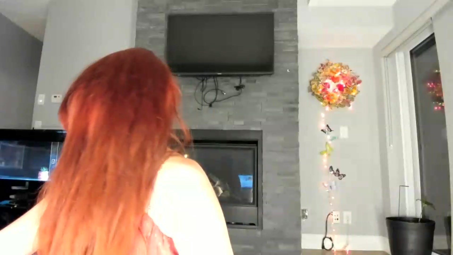 Gallery image thumbnail from Laurel's myfreecams stream on, 05/27/2026, 06:05 image 2 of 20