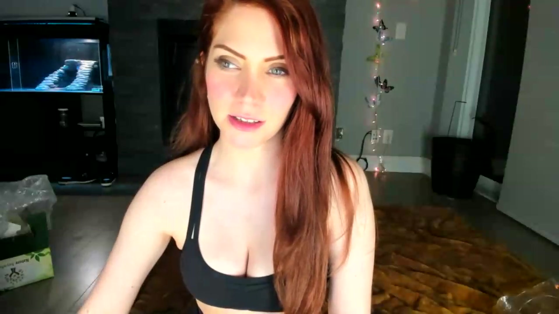 Gallery image thumbnail from Laurel's myfreecams stream on, 05/30/2026, 05:25 image 2 of 20