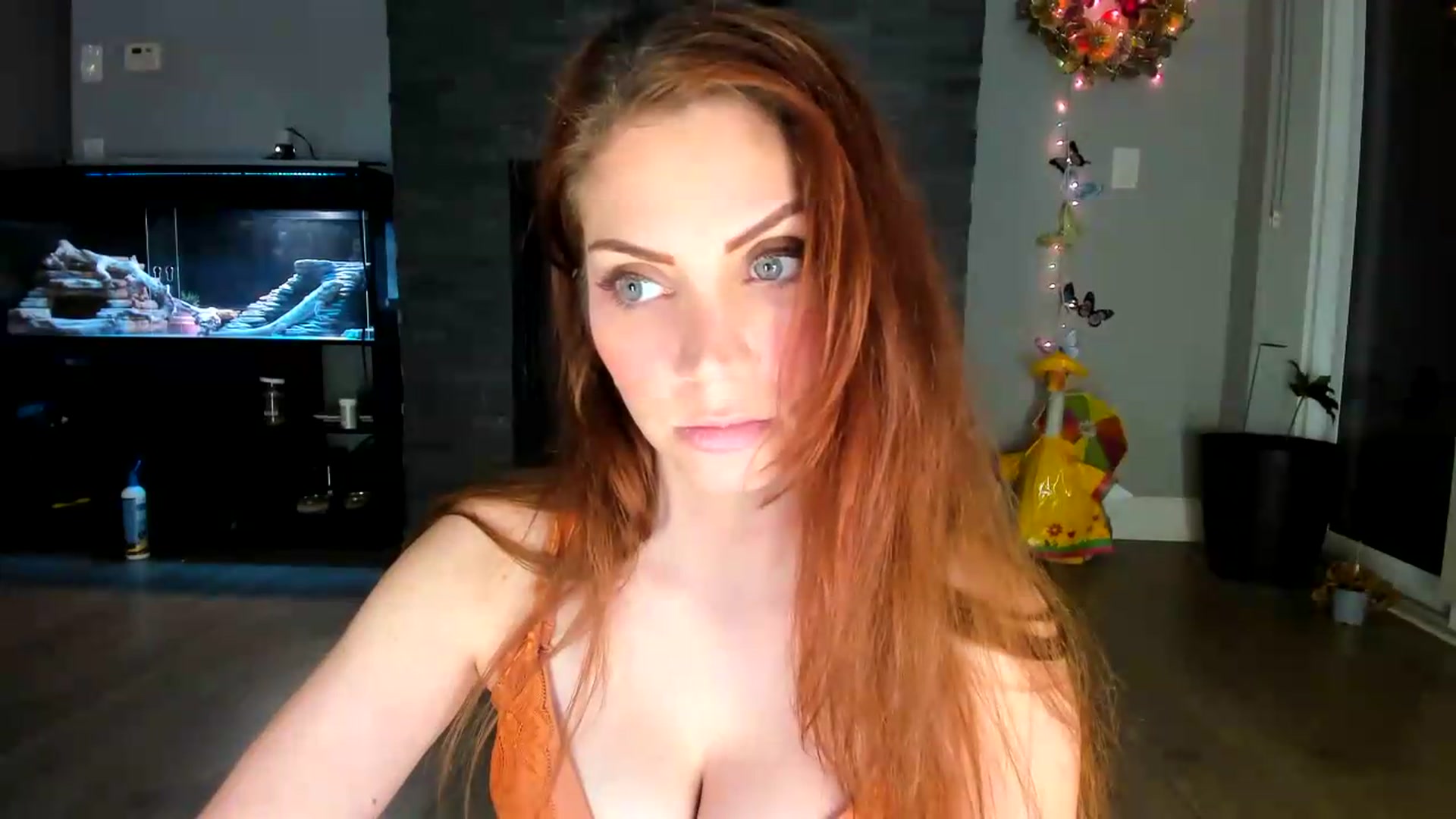 Gallery image thumbnail from Laurel's myfreecams stream on, 07/11/2026, 05:25 image 16 of 20