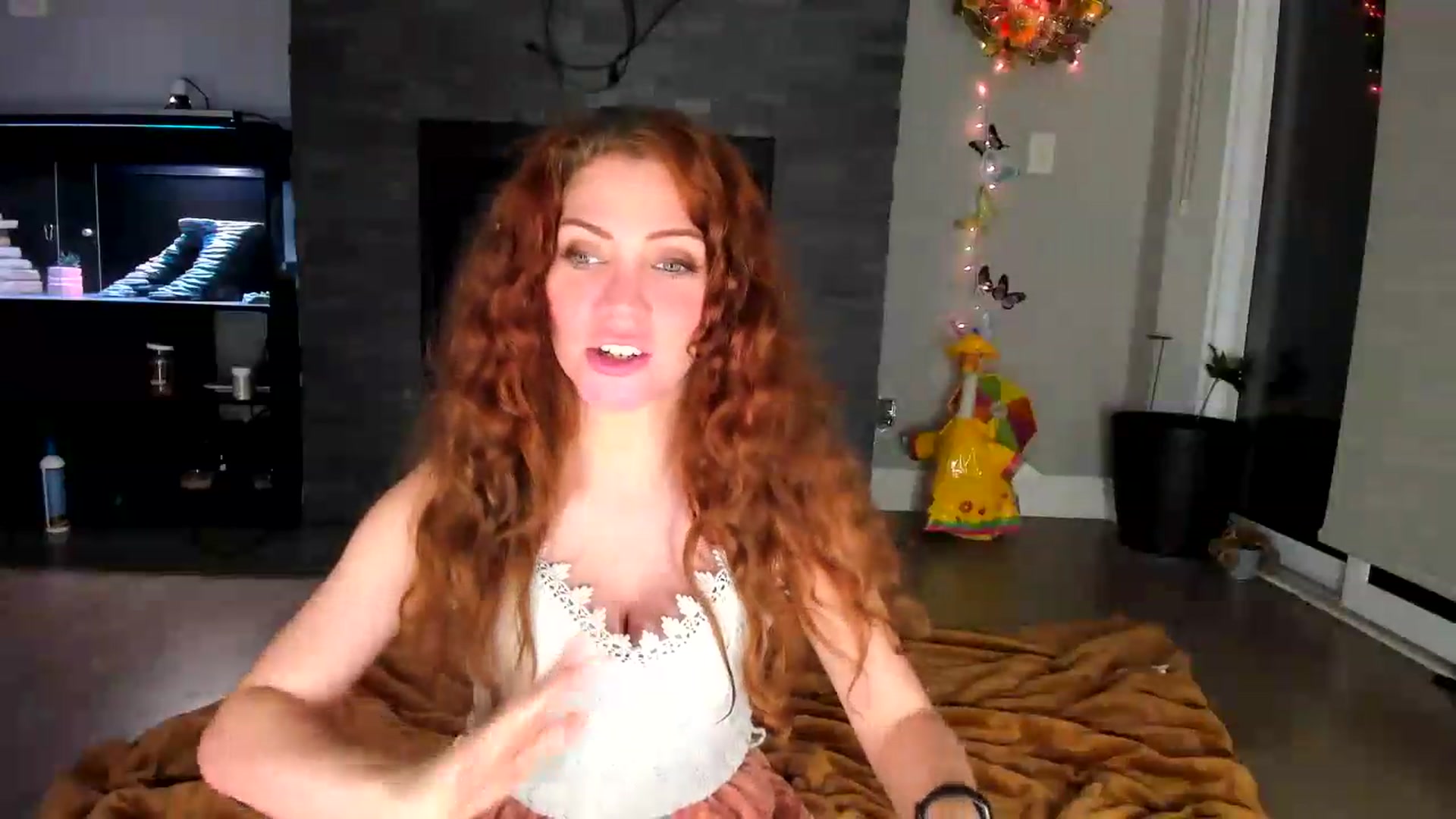 Gallery image thumbnail from Laurel's myfreecams stream on, 07/16/2026, 04:48 image 13 of 20