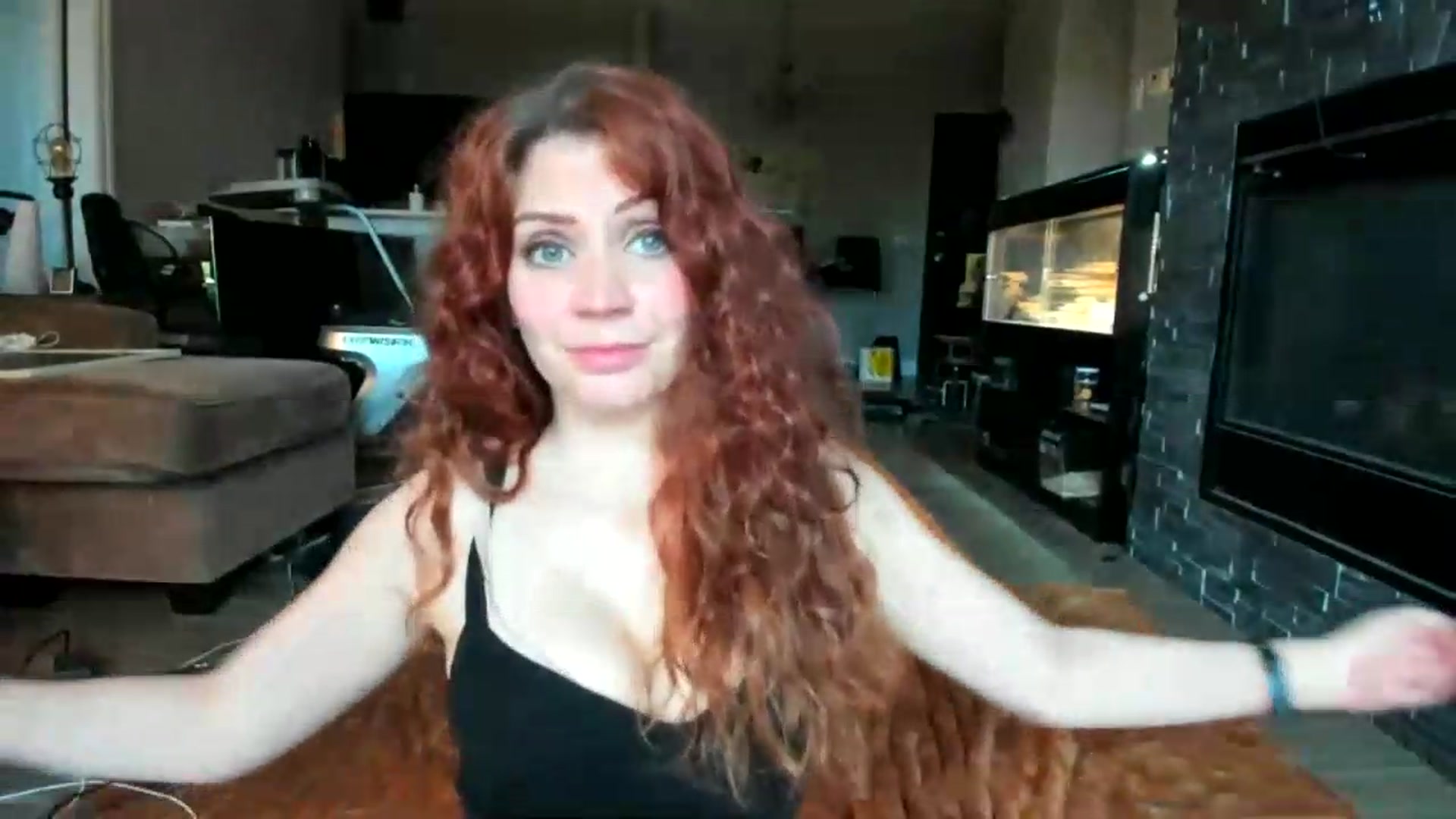 Gallery image thumbnail from Laurel's myfreecams stream on, 08/02/2026, 22:37 image 20 of 20
