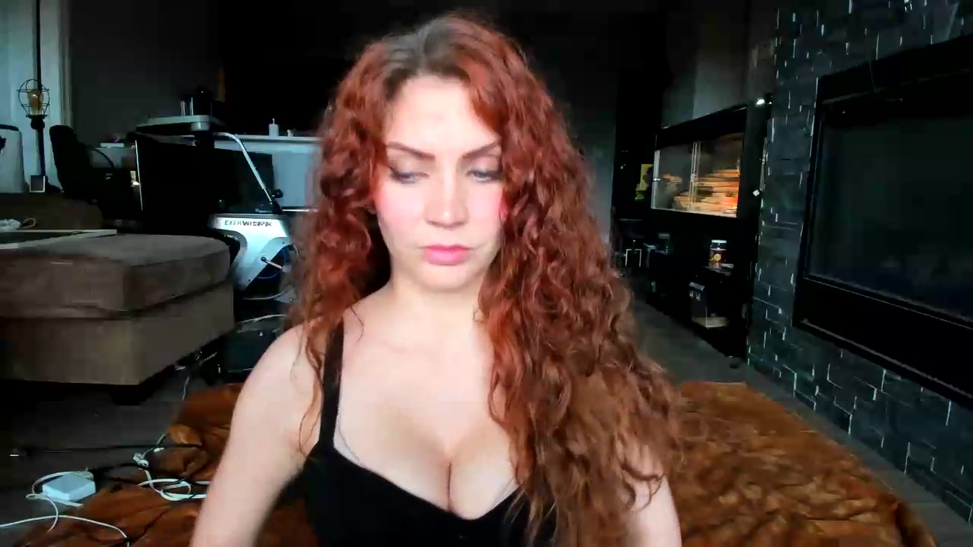 Gallery image thumbnail from Laurel's myfreecams stream on, 08/02/2026, 22:37 image 5 of 20