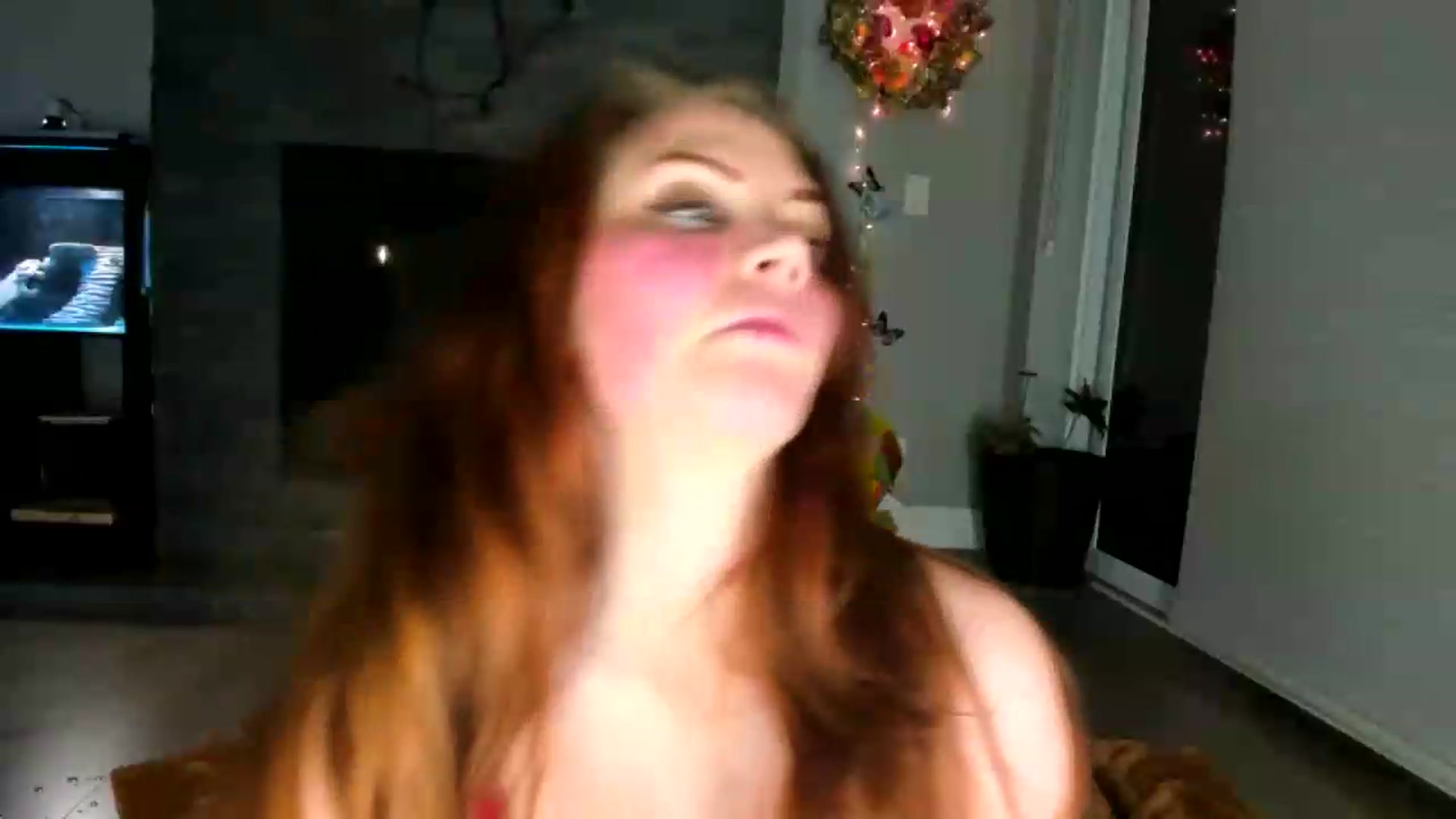 Gallery image thumbnail from Laurel's myfreecams stream on, 08/22/2026, 04:25 image 17 of 20
