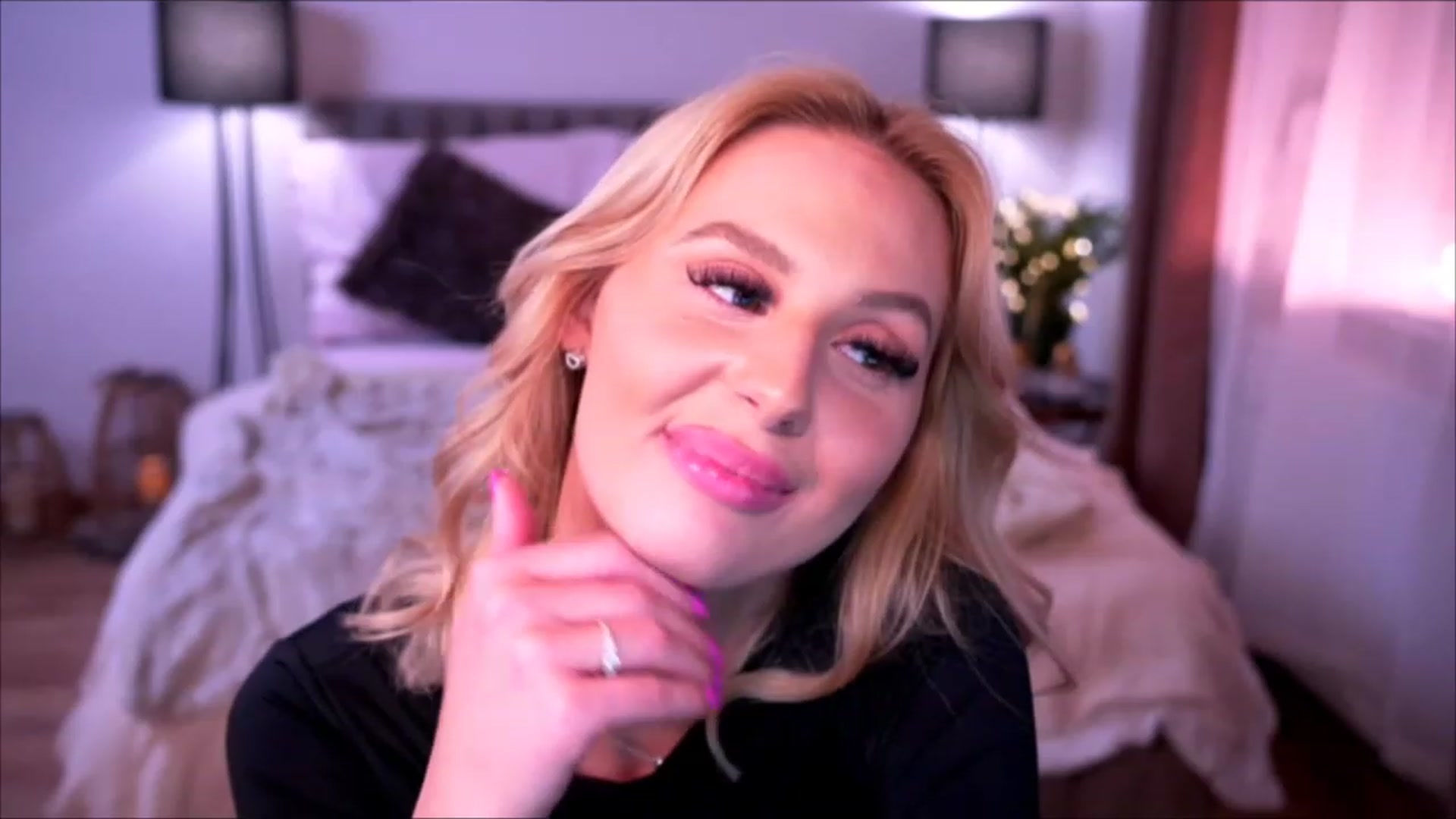 Gallery image thumbnail from Laurenbriite's myfreecams stream on, 04/29/2023, 18:53 image 20 of 20