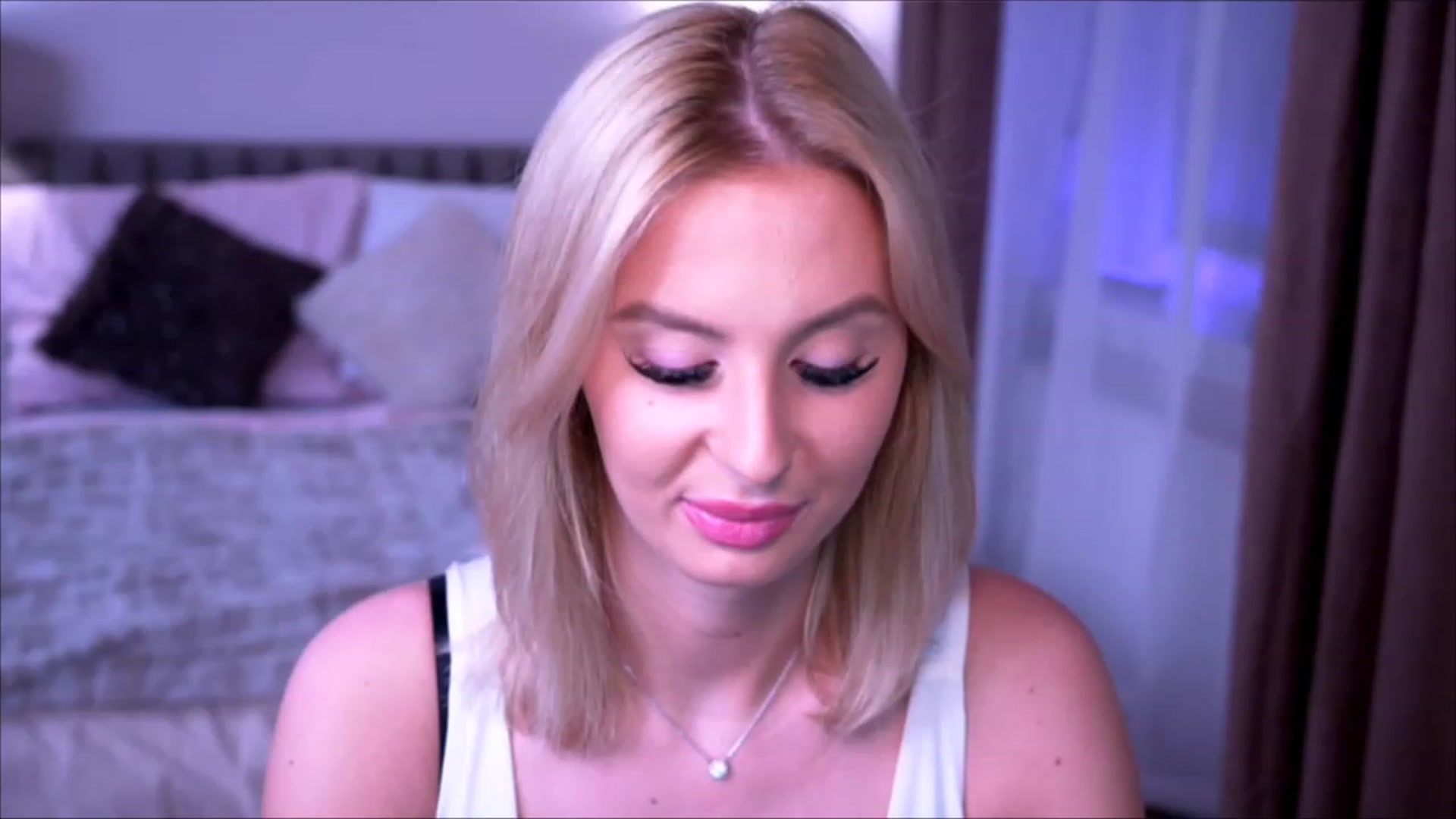 Gallery image thumbnail from Laurenbriite's myfreecams stream on, 04/30/2023, 11:43 image 7 of 20