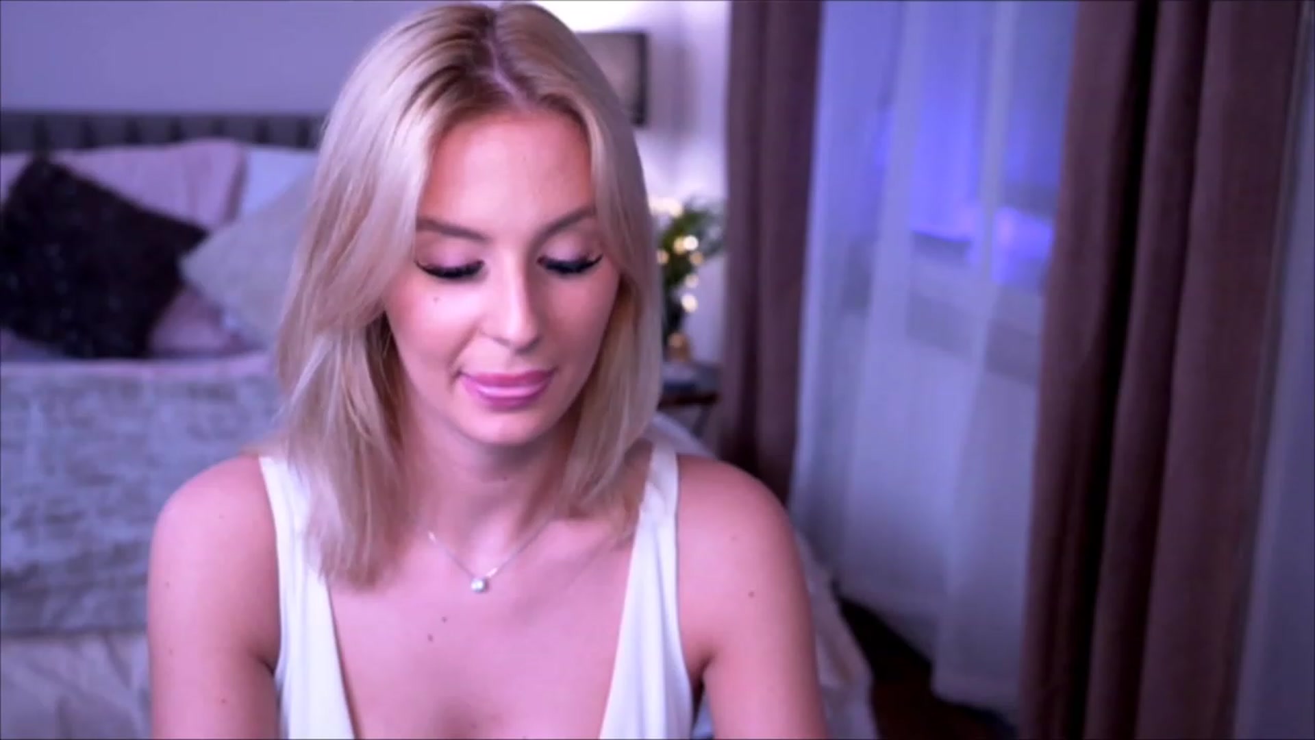 Gallery image thumbnail from Laurenbriite's myfreecams stream on, 04/30/2023, 11:43 image 13 of 20