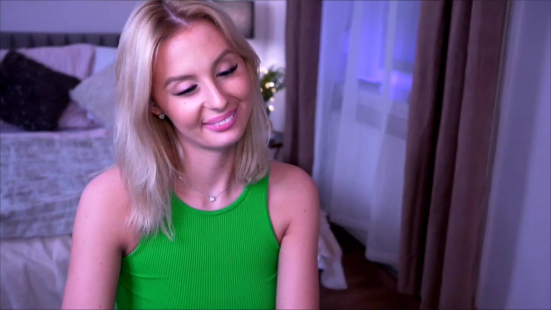 Gallery image thumbnail from Laurenbriite's myfreecams stream on, 04/30/2023, 13:31 image 9 of 20