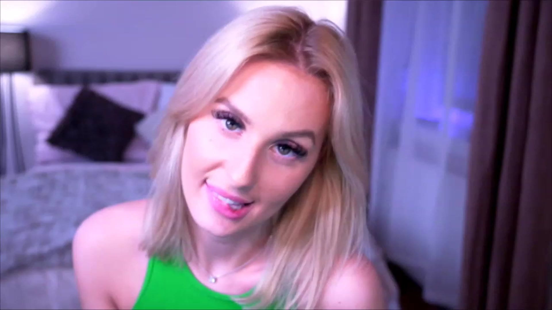 Gallery image thumbnail from Laurenbriite's myfreecams stream on, 04/30/2023, 13:31 image 16 of 20
